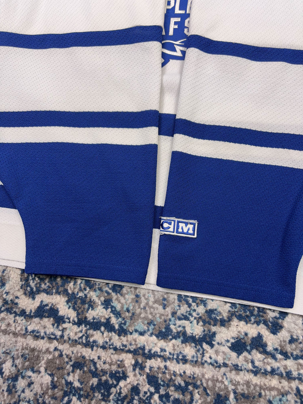 Vintage Toronto Maple Leafs NHL Stitched Logo CCM Away Hockey Jersey Size XL