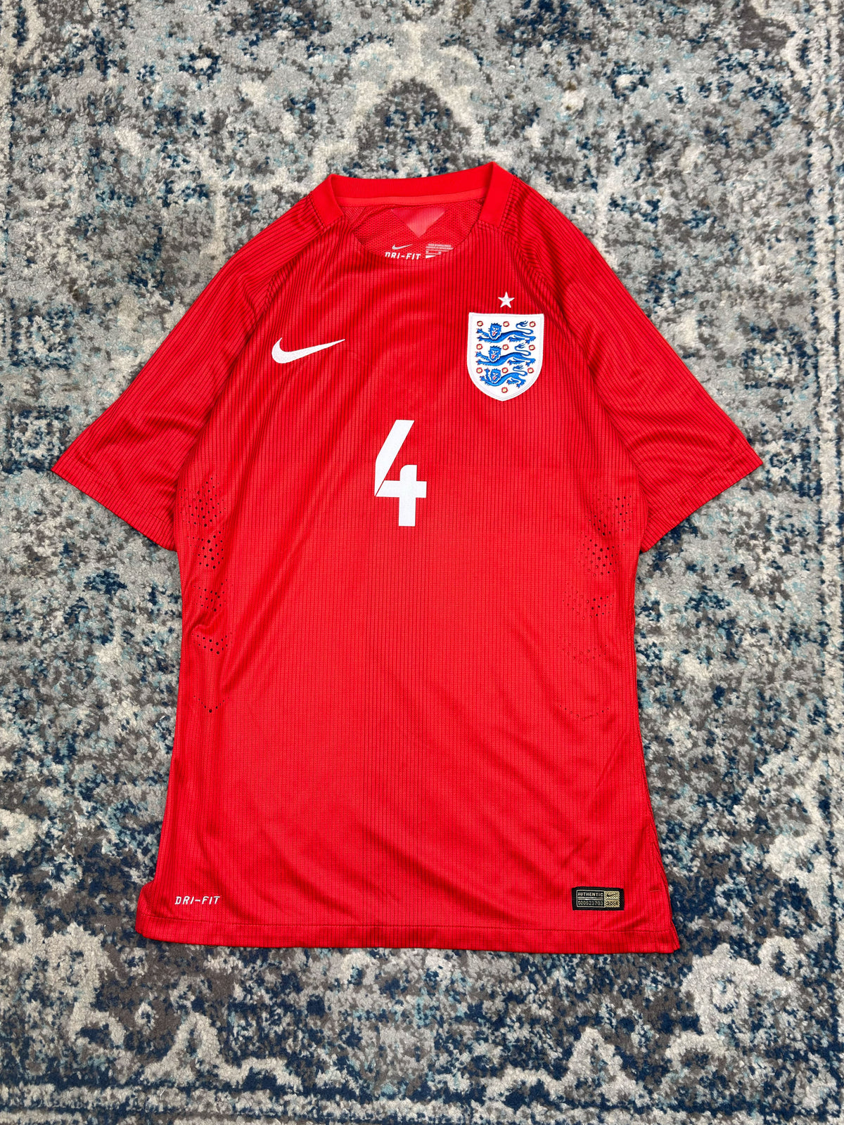 2014-15 Steven Gerrard #4 England FC Away Nike Lion Crest Football Jersey Size Medium