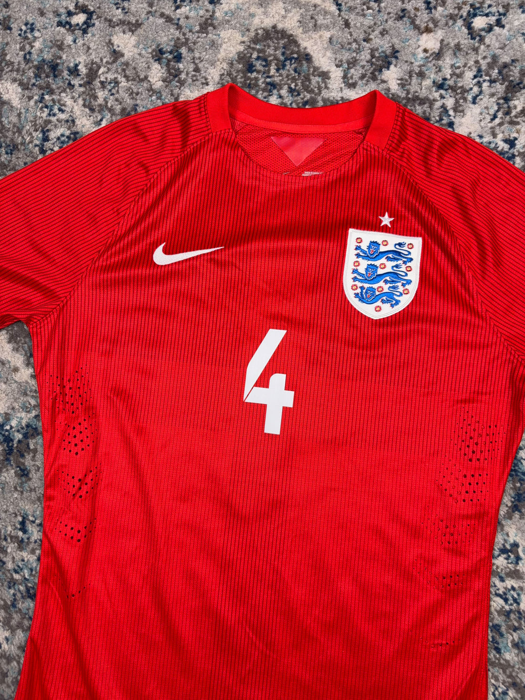 2014-15 Steven Gerrard #4 England FC Away Nike Lion Crest Football Jersey Size Medium