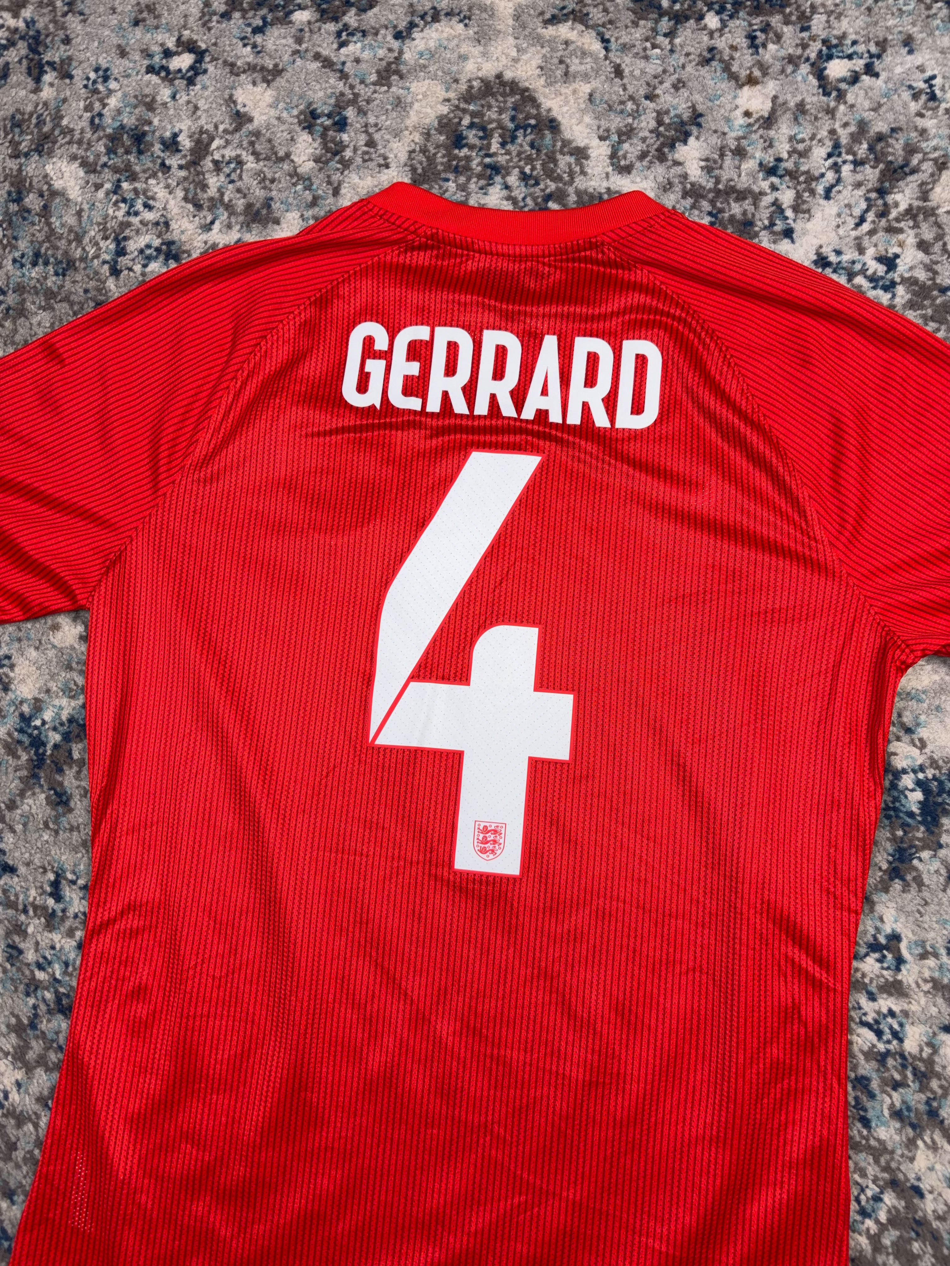 2014-15 Steven Gerrard #4 England FC Away Nike Lion Crest Football Jersey Size Medium
