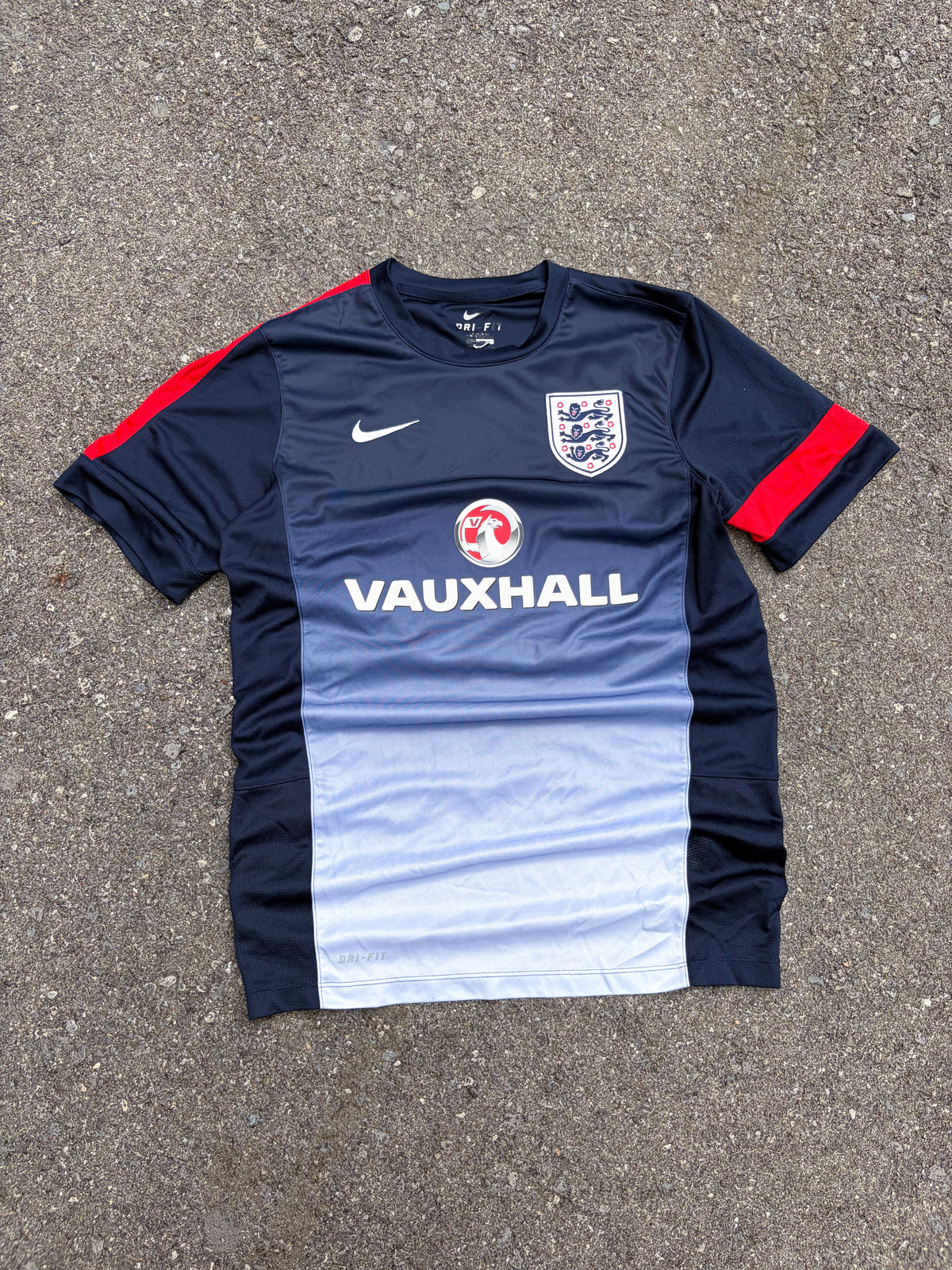 2013-14 England FC Nike Training Three Lion Crest Soccer Jersey Size Medium