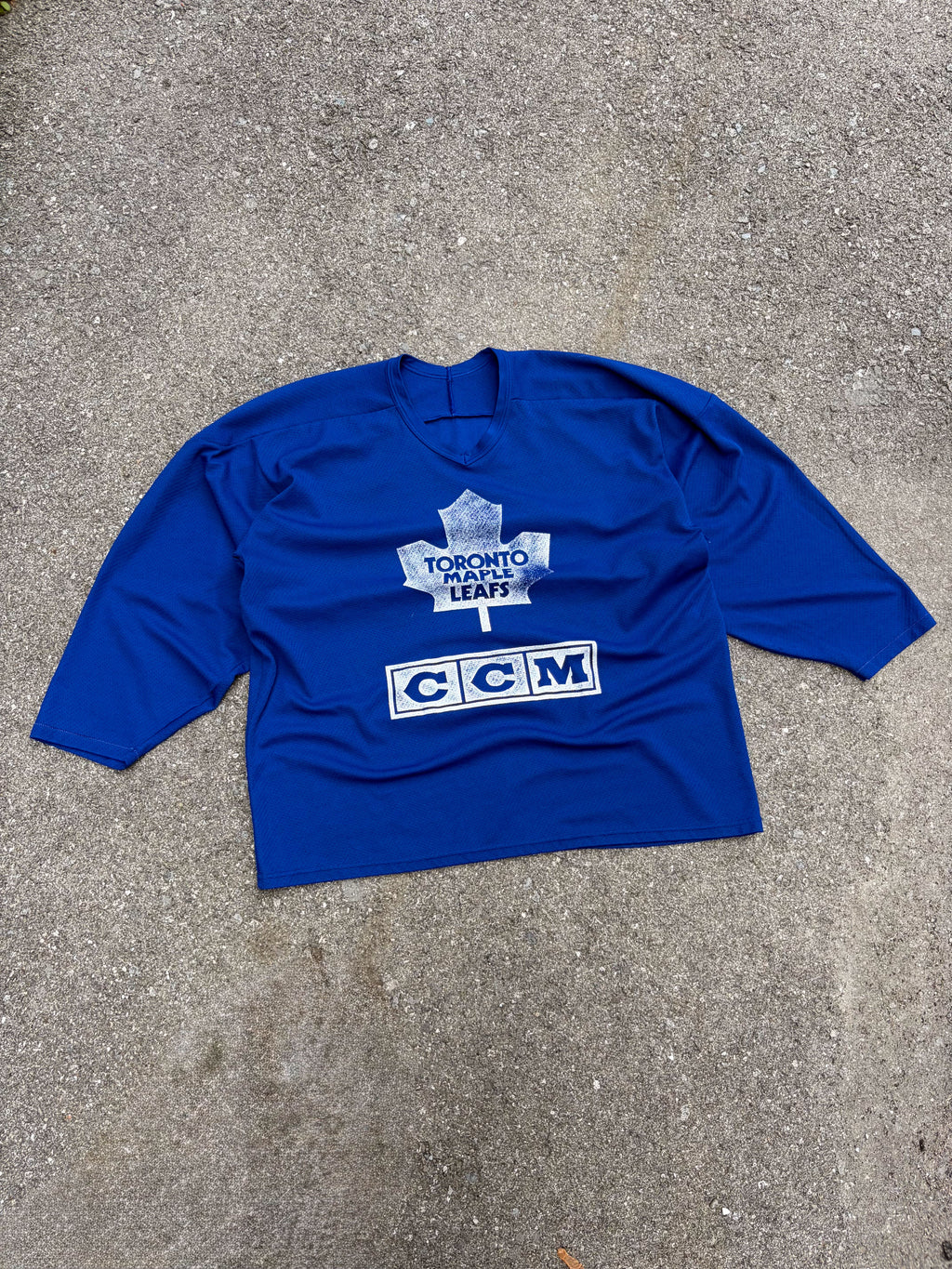 Vintage Toronto Maple Leafs NHL CCM Training Hockey Jersey Size Large