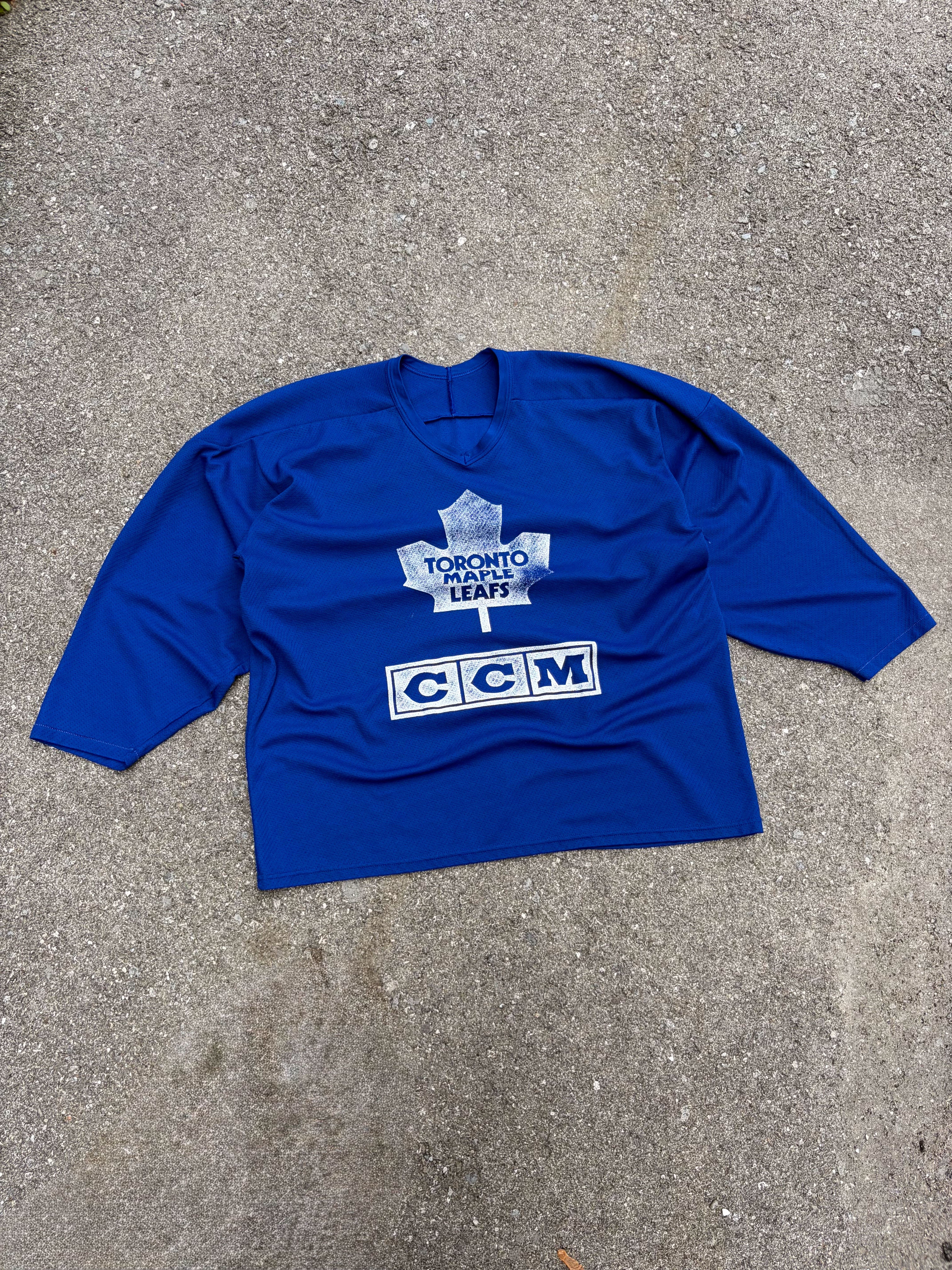 Vintage Toronto Maple Leafs NHL CCM Training Hockey Jersey Size Large