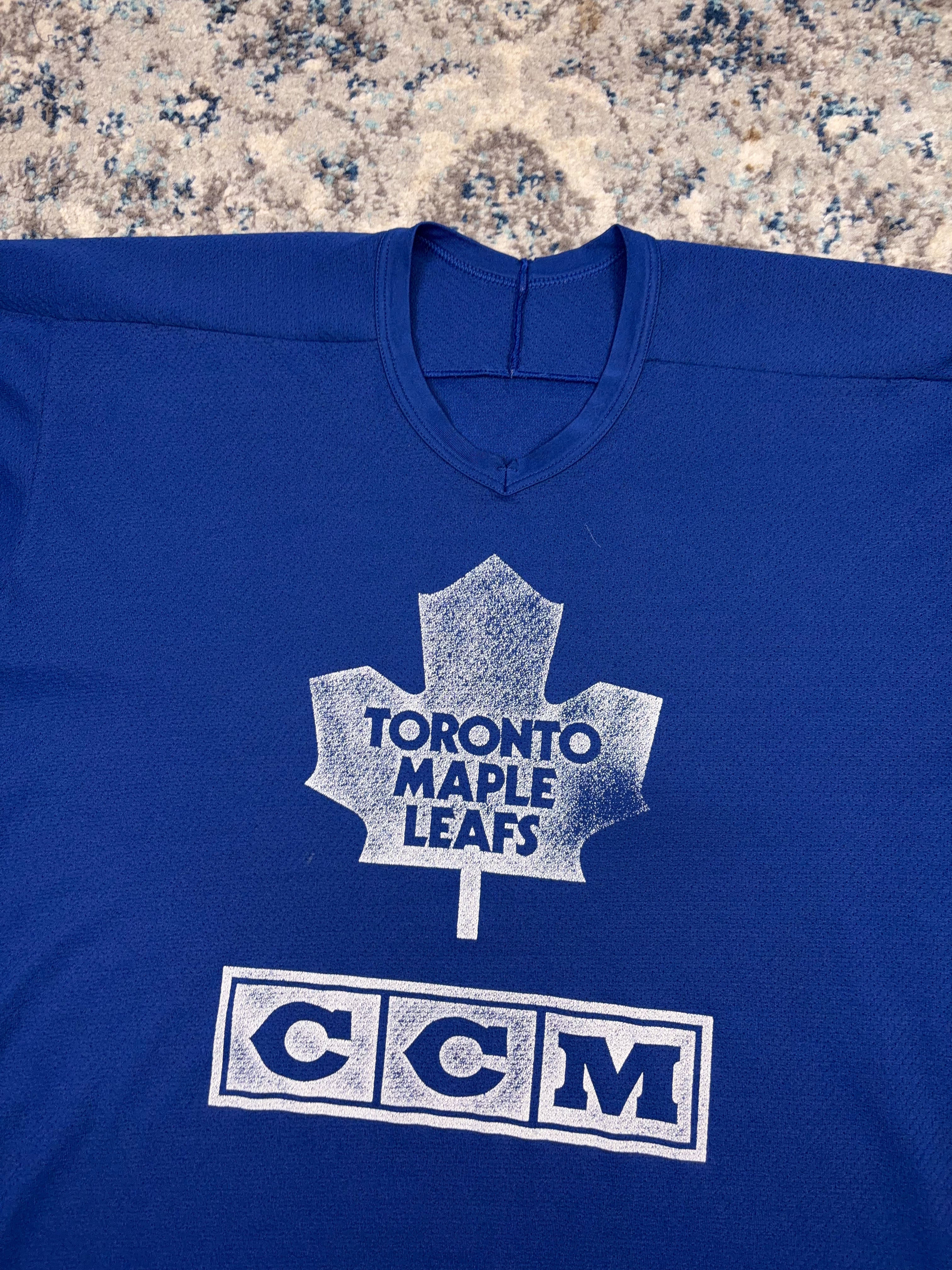 Vintage Toronto Maple Leafs NHL CCM Training Hockey Jersey Size Large