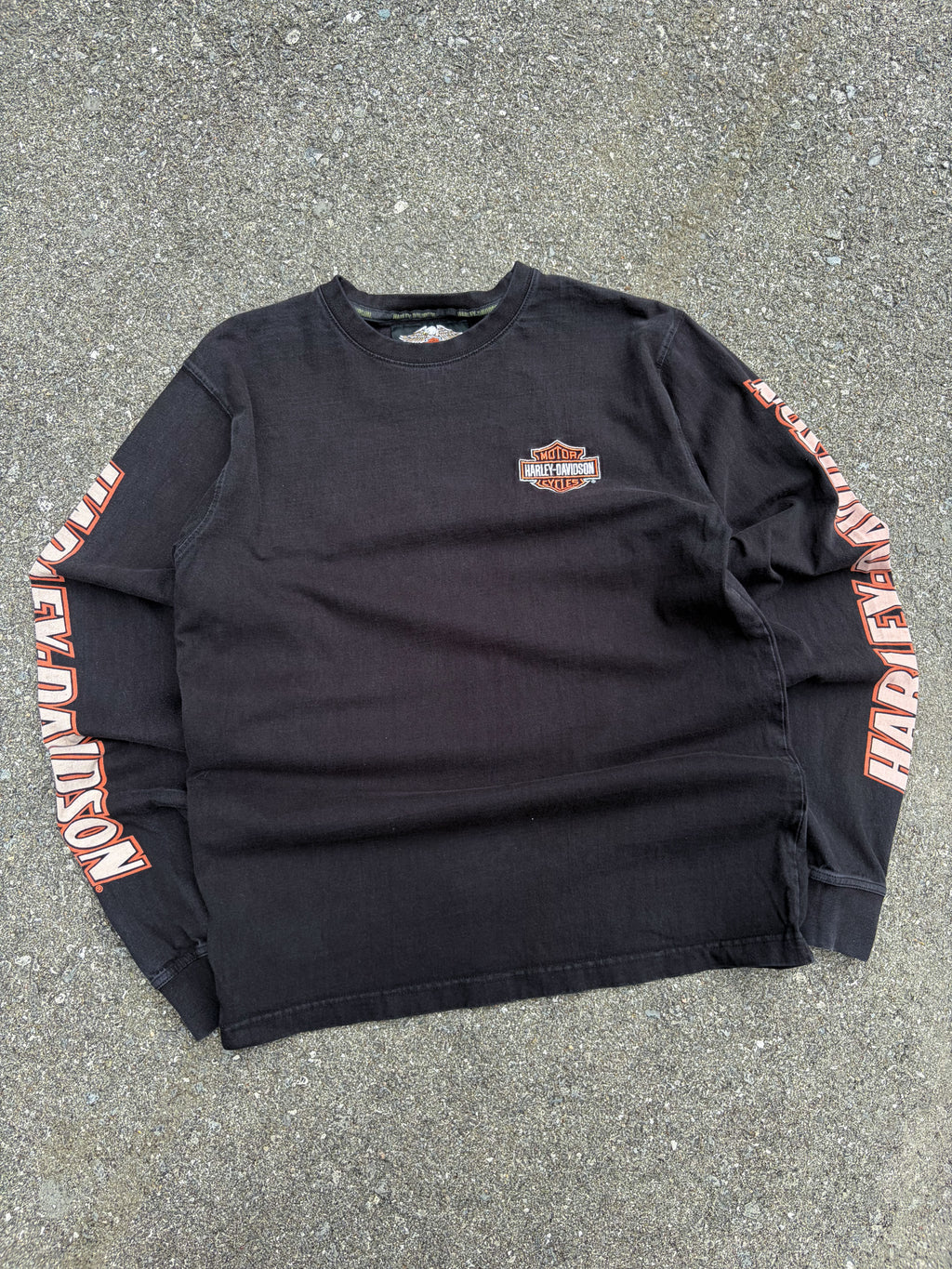 Vintage Harley Davidson Embroidered Classic Logo Long Sleeve Spellout T-Shirt Size Medium