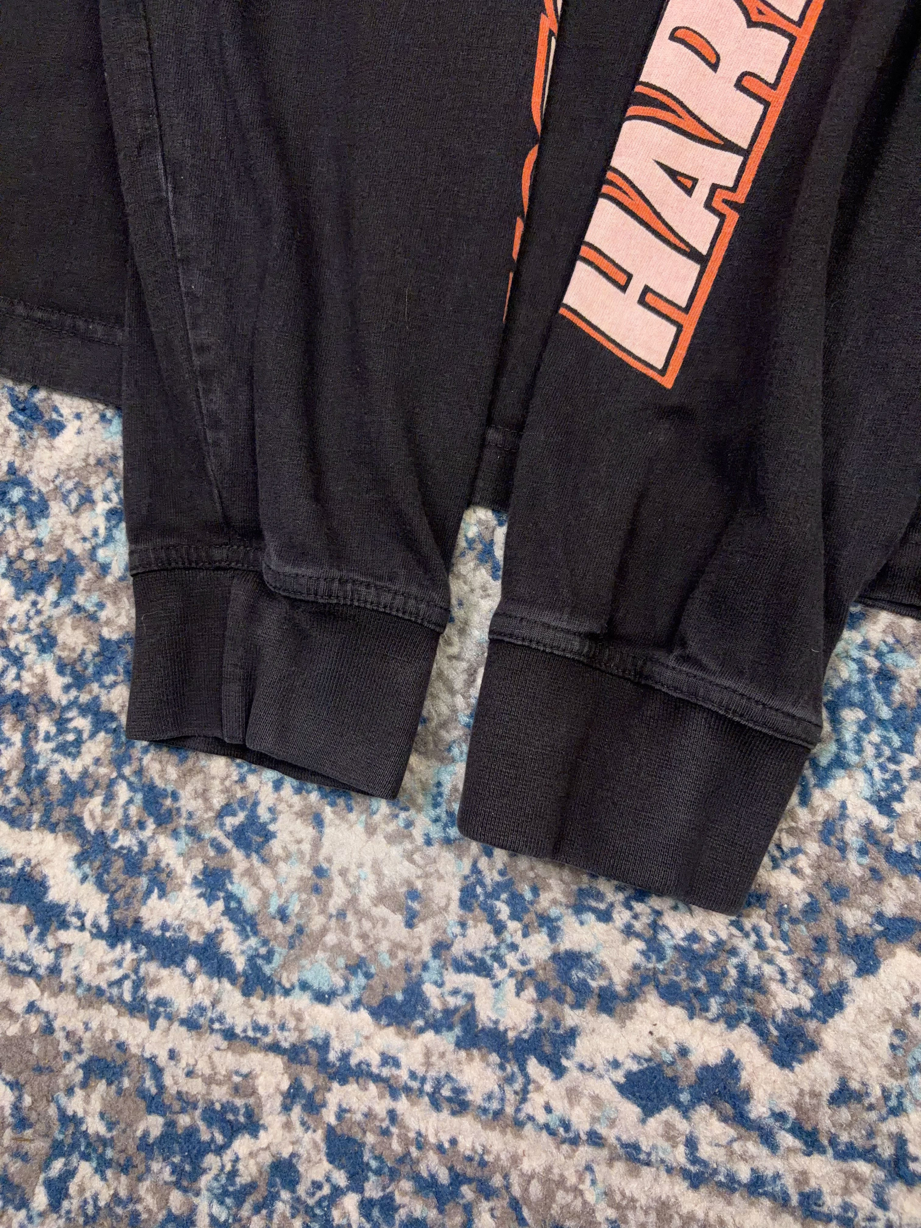 Vintage Harley Davidson Embroidered Classic Logo Long Sleeve Spellout T-Shirt Size Medium