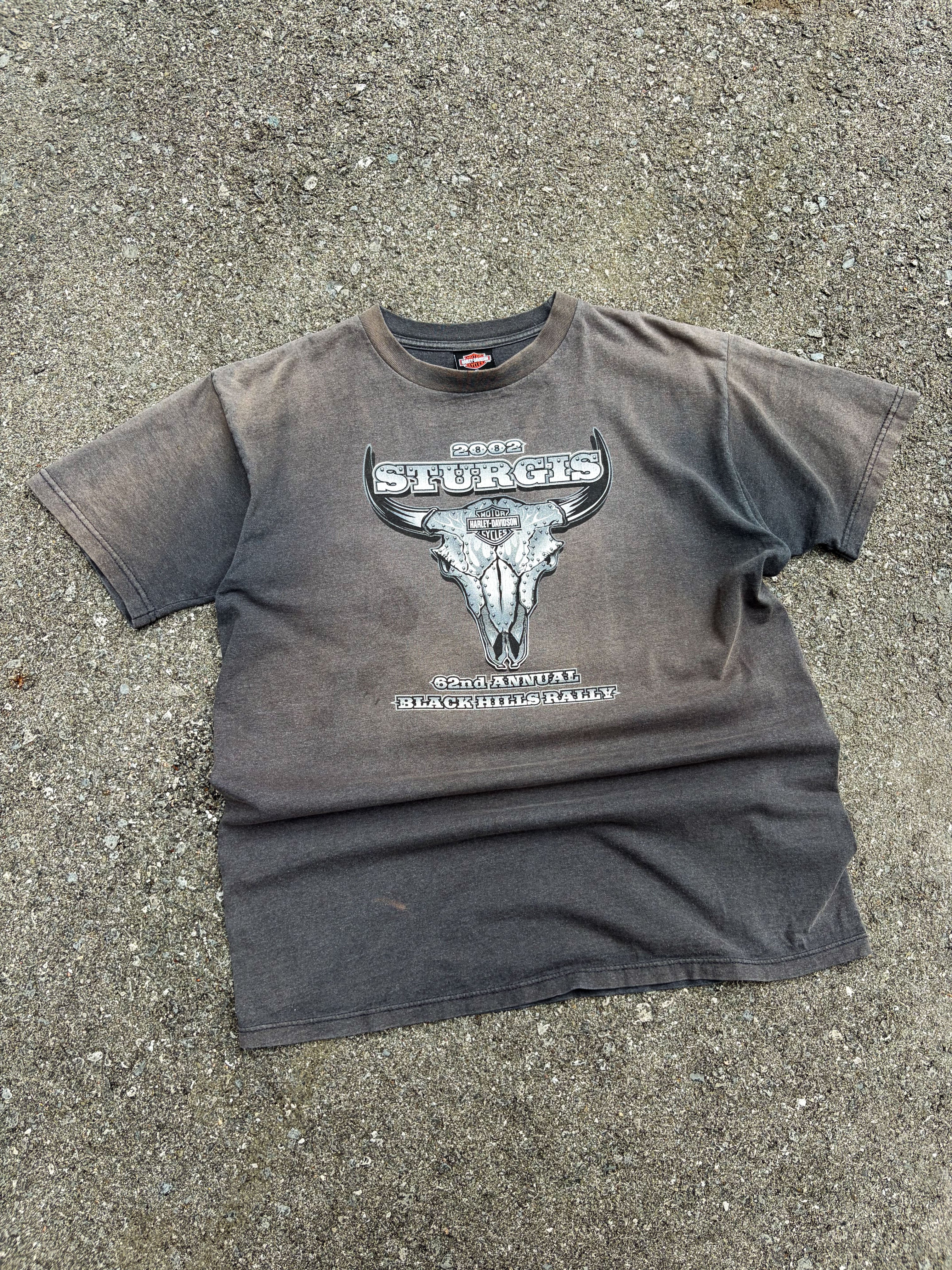 Vintage 2002 Harley Davidson Sturgis 62nd Black Hills Rally Graphic T-Shirt Size XL