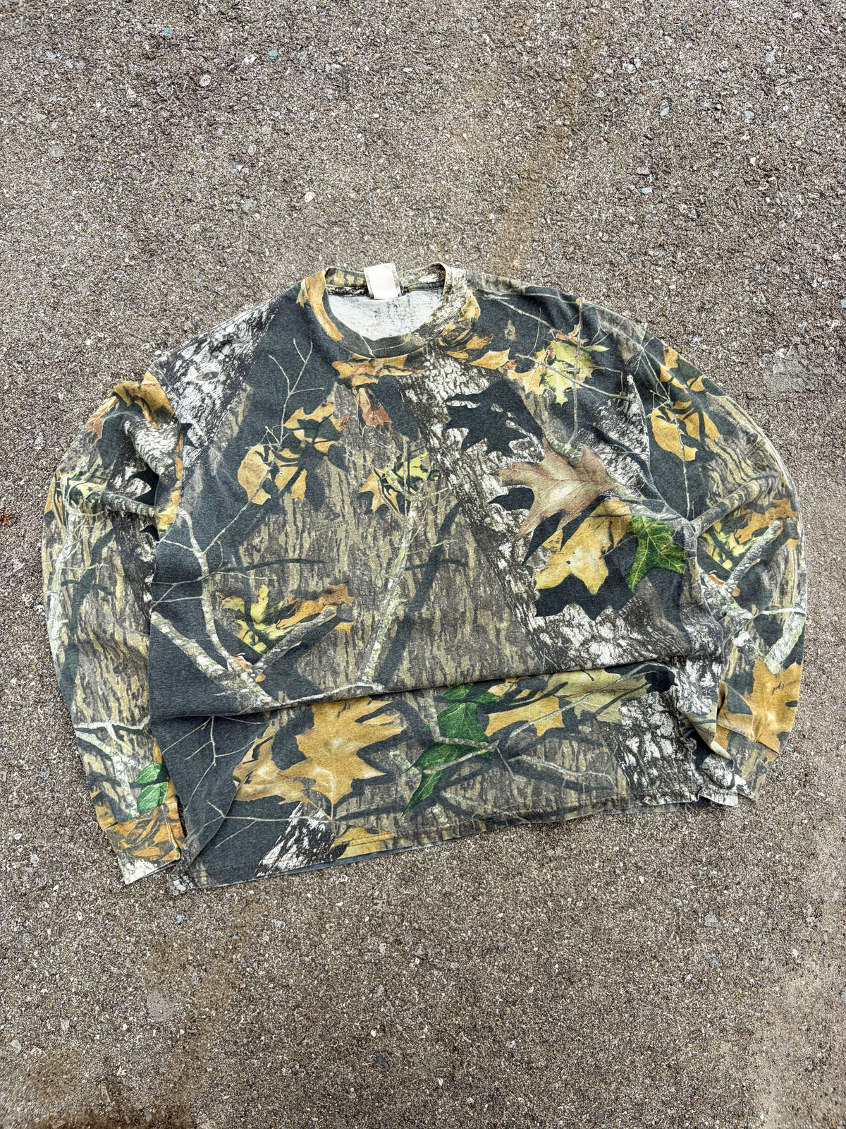 Vintage Jerzees Outdoors Mossy Oak Breakup Camo Long Sleeve T-Shirt Size XL