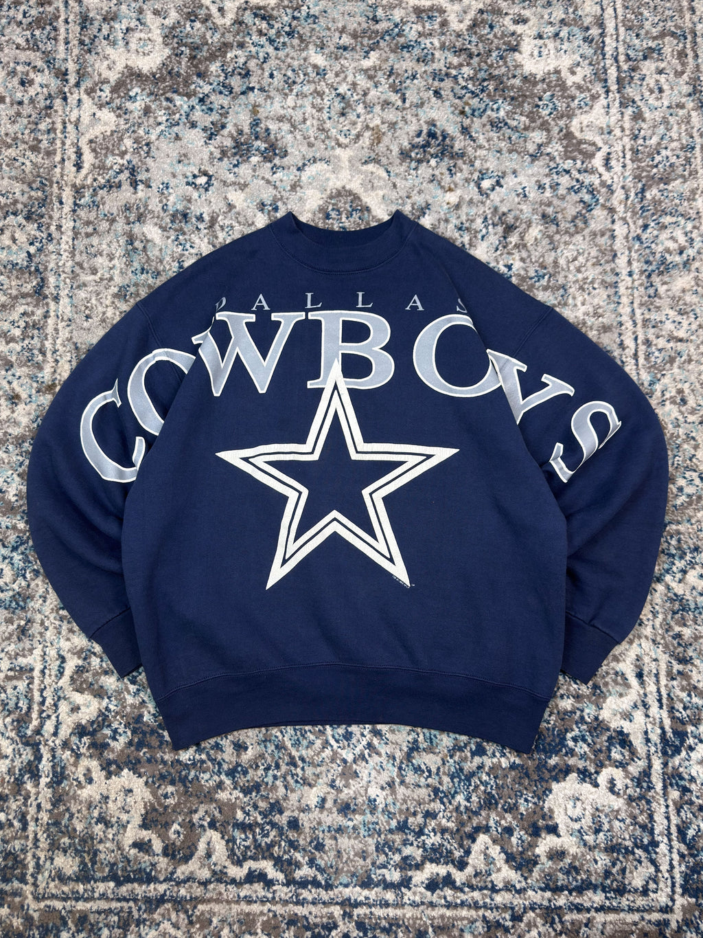 Vintage 1993 Dallas Cowboys NFL Big Spellout Graphic Crewneck Sweatshirt Size XL