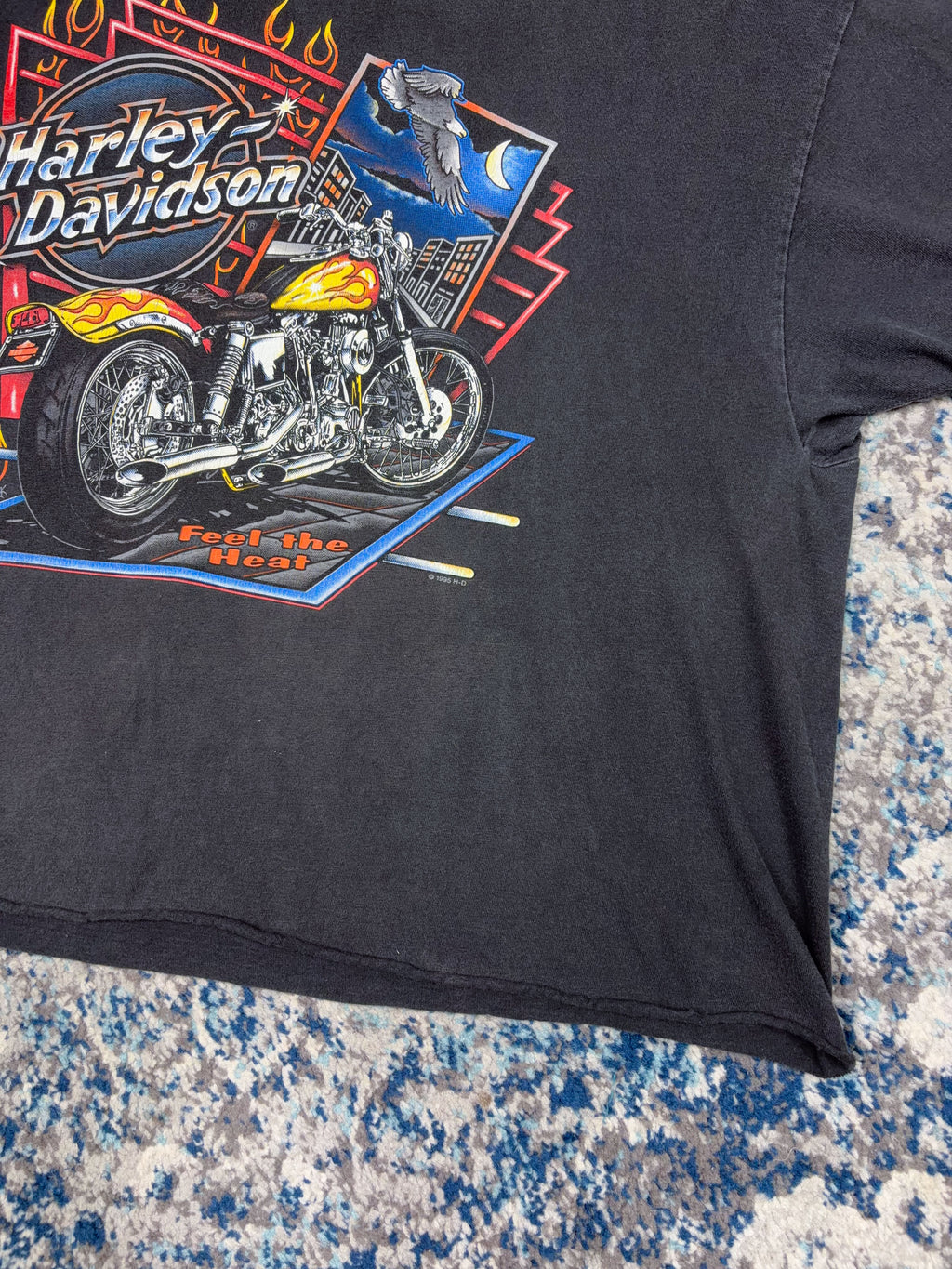 Vintage 1995 Harley Davidson Feel The Heat Neon Graphic Cropped T-Shirt Size 2XL