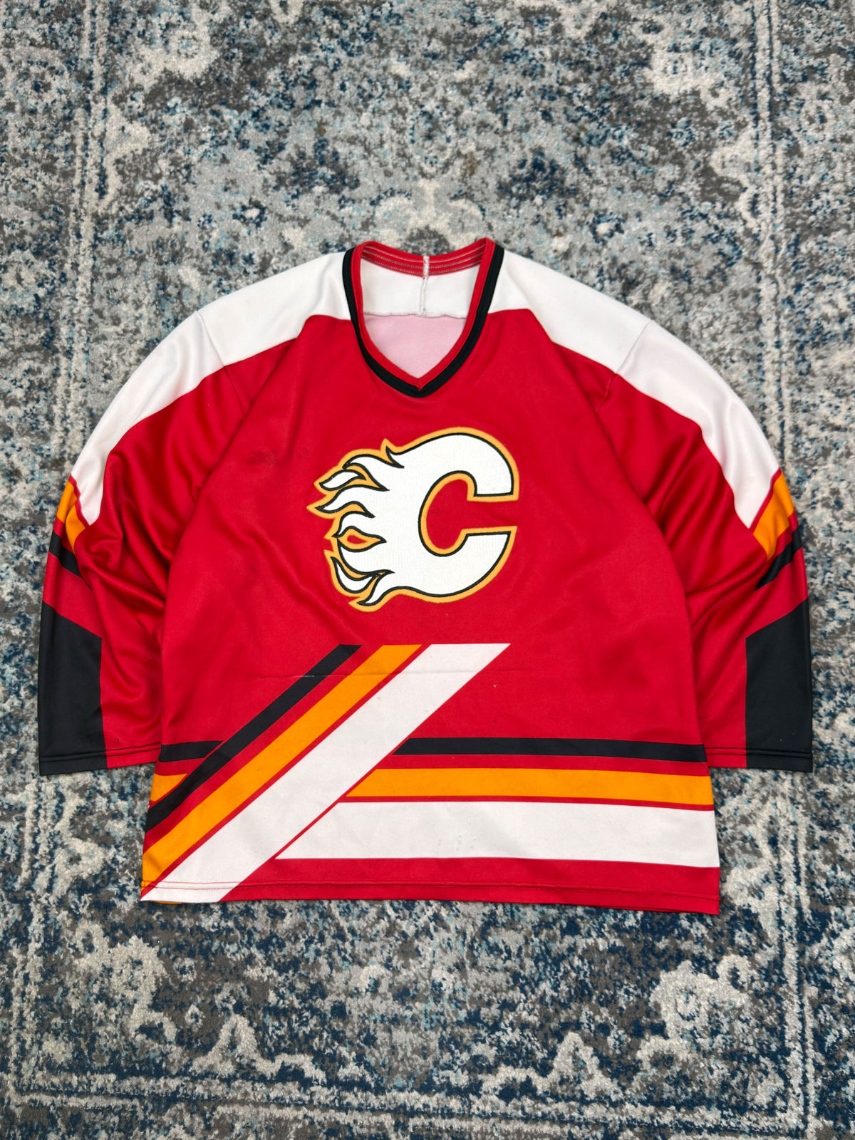 Vintage 90s Calgary Flames NHL CCM Stitched Hockey Jersey Size Large