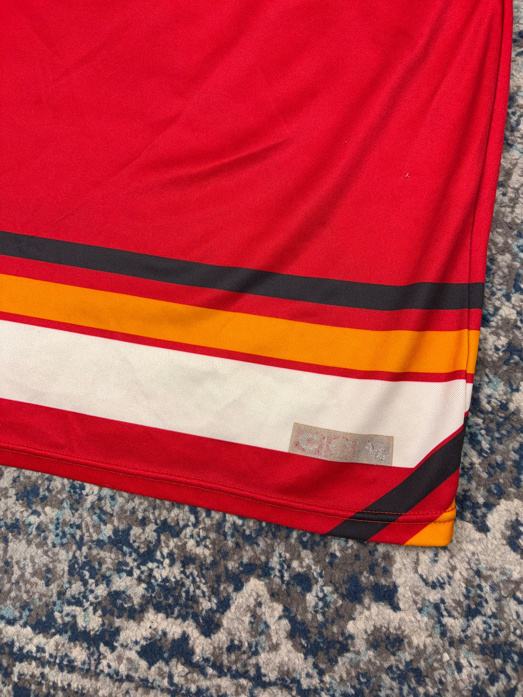 Vintage 90s Calgary Flames NHL CCM Stitched Hockey Jersey Size Large