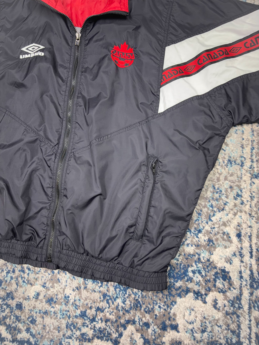 Vintage Canada National Team Umbro Sleeve Ribbon Full Zip Jacket Size Large
