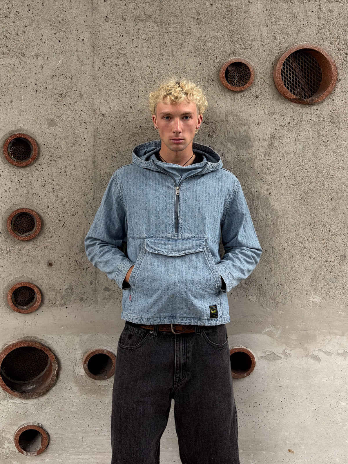 Levis Sutro Light Wash Denim 1/2 Zip Anorak Jacket Size Small