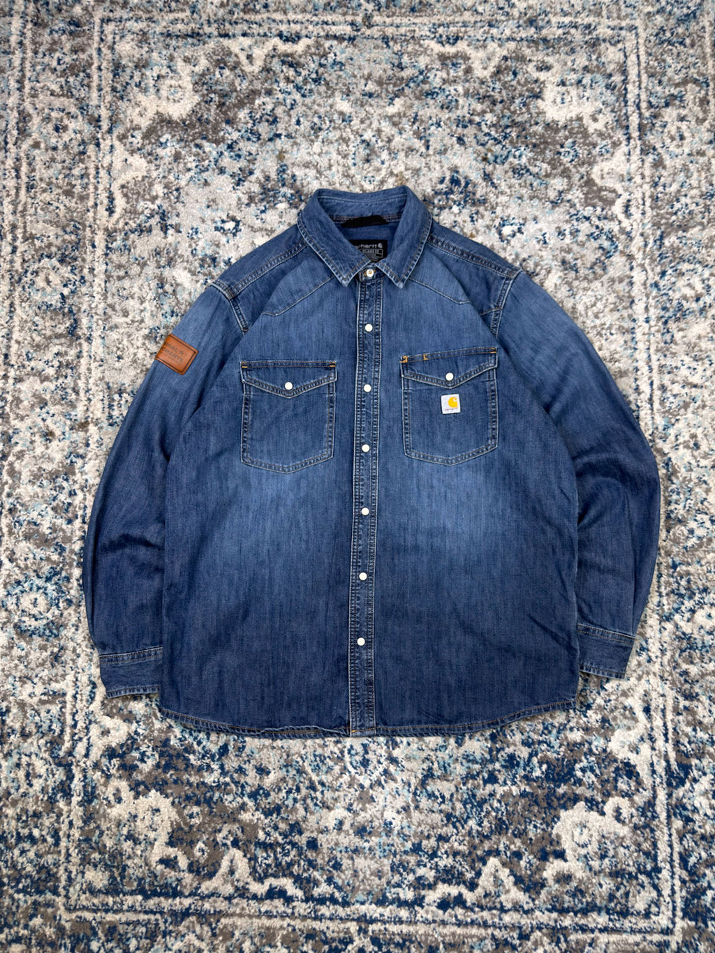Vintage Carhartt Relaxed Fit Medium Wash Denim Long Sleeve Button Up Shirt Size Large