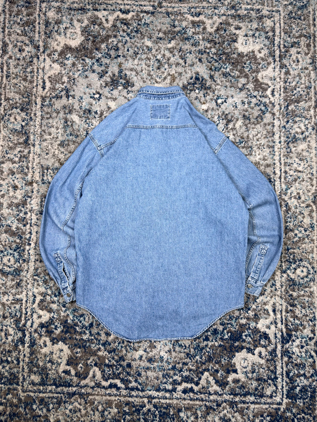 Vintage Levis Red Tab Light Wash Denim Long Sleeve Button Up Shirt Size Medium