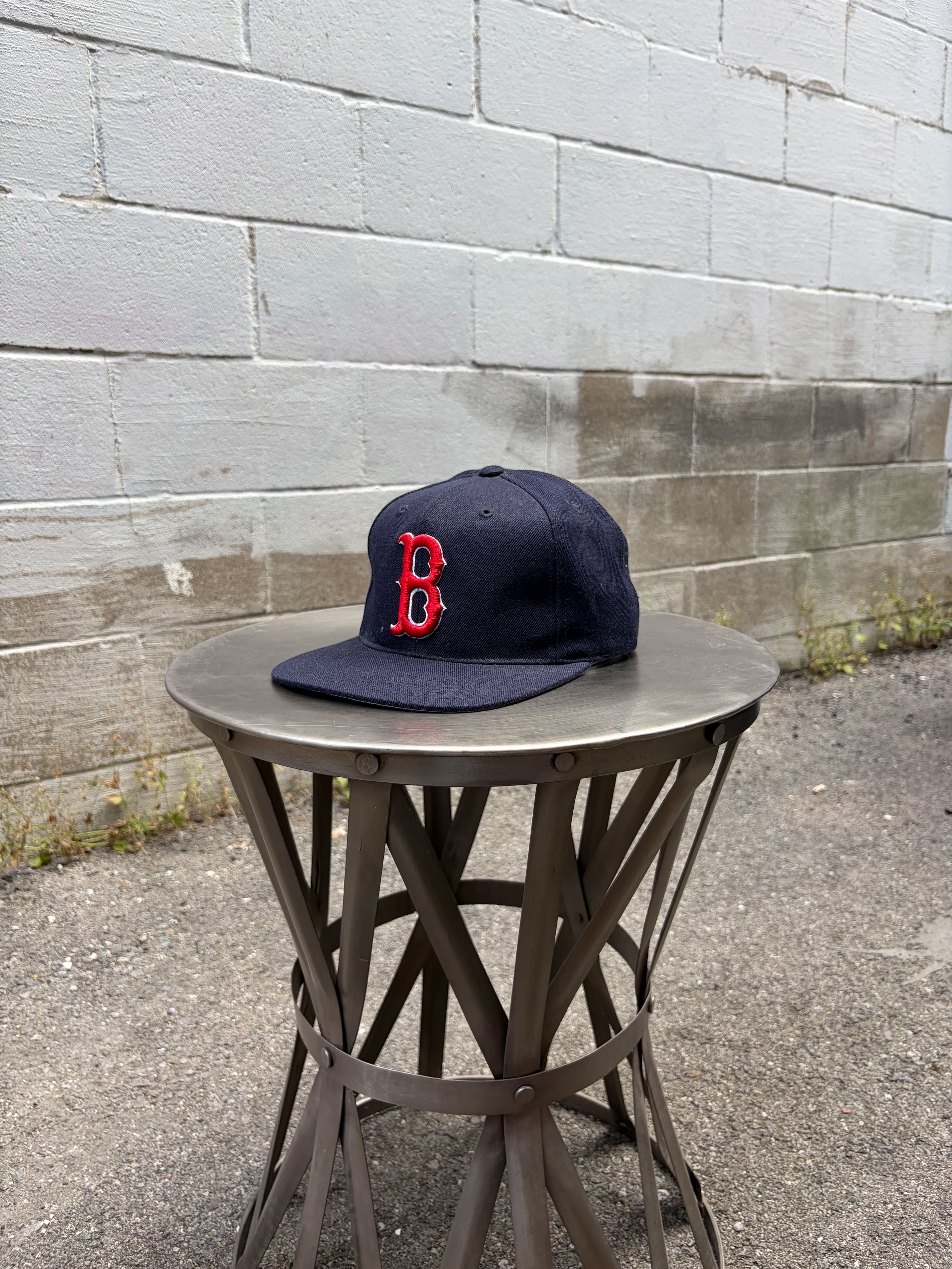 Vintage Boston Red Sox MLB Embroidered Logo Snapback Hat OSFA