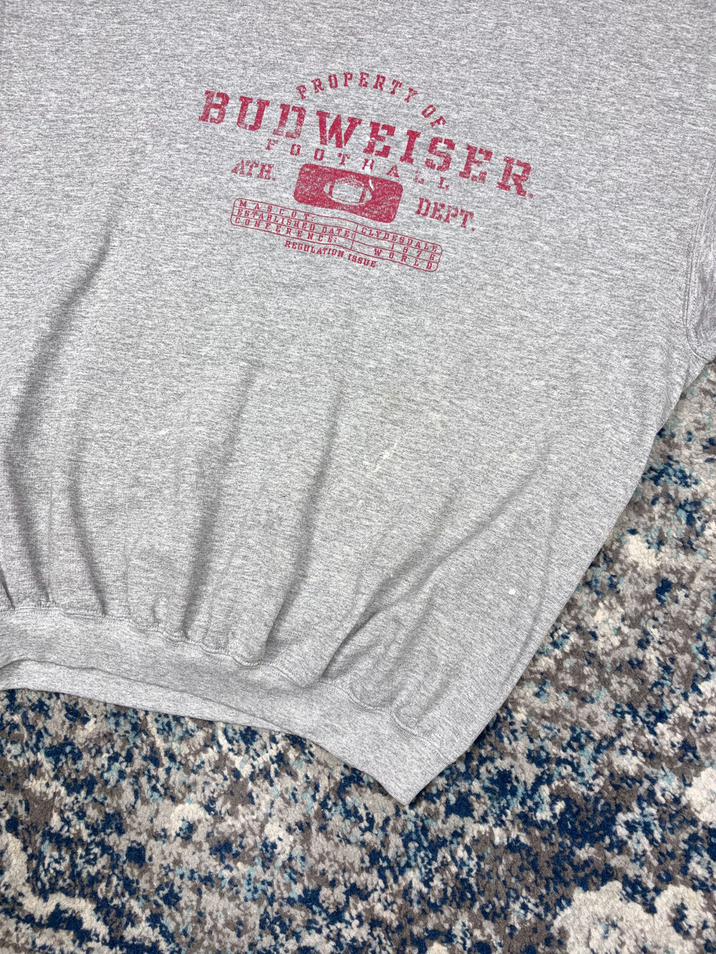 Vintage Budweiser Football Athletic Department Graphic Spellout Sweatshirt Size XL
