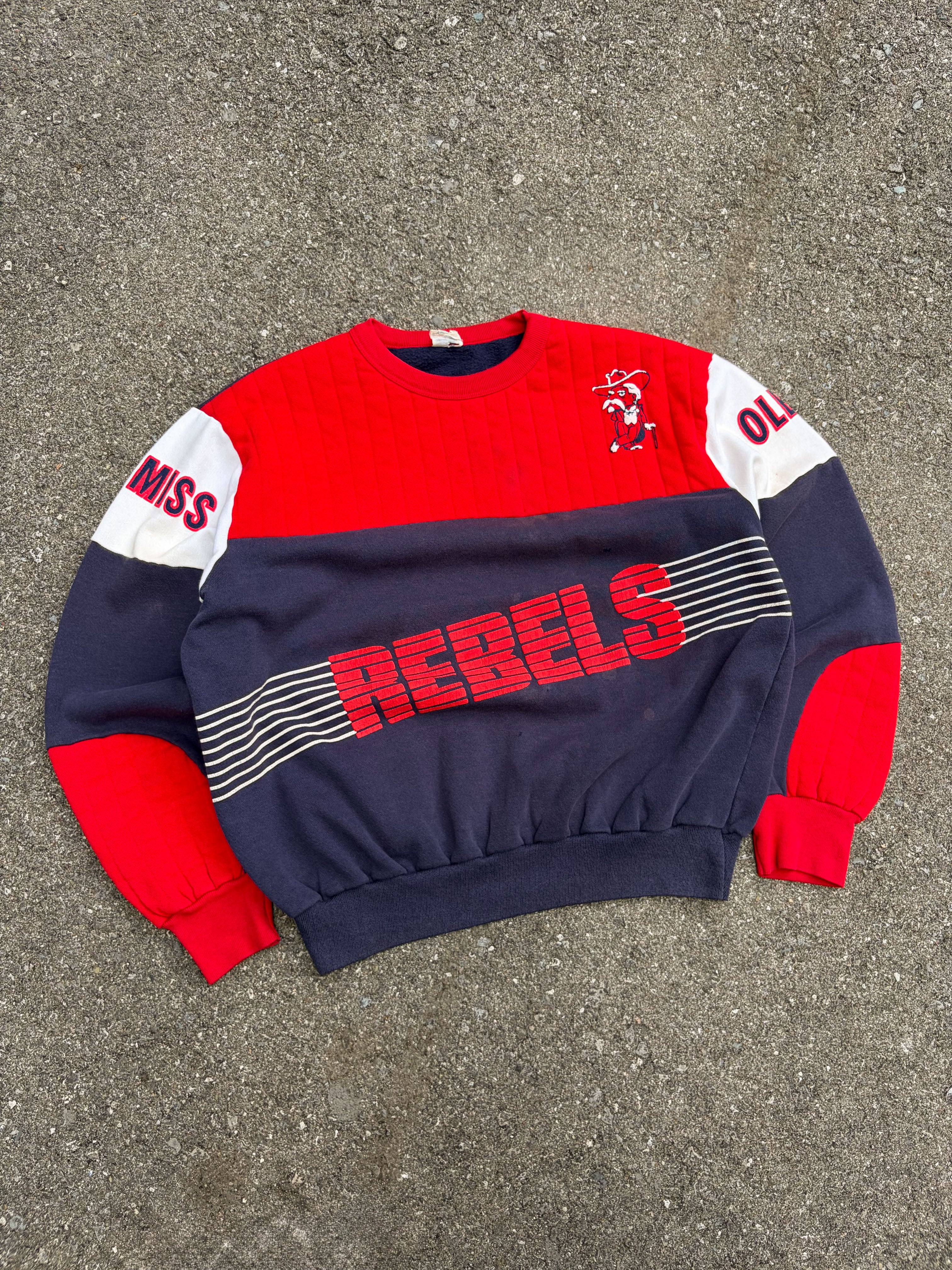 Vintage 80s/90s Ole Miss Rebels NCAA Graphic Spellout Padded Sweatshirt Size Large