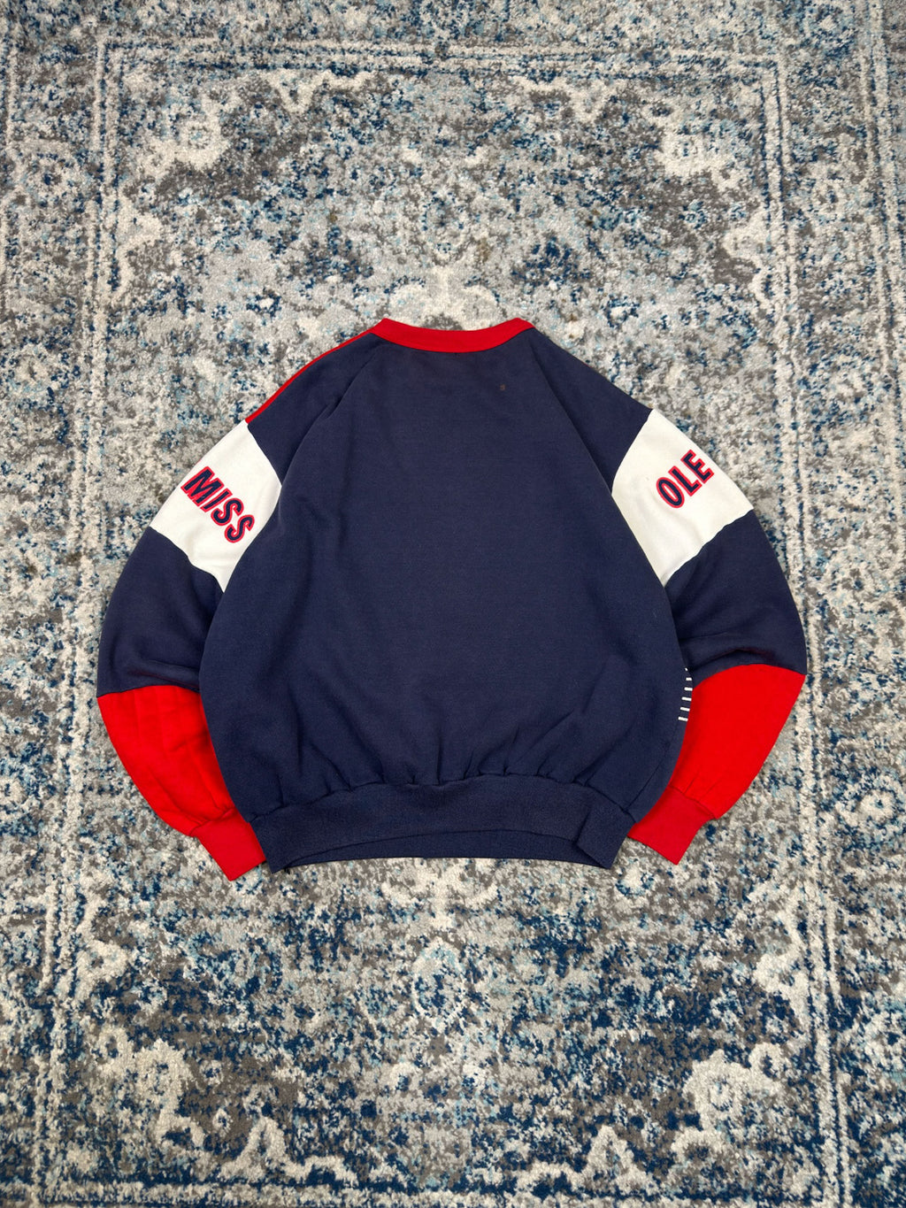 Vintage 80s/90s Ole Miss Rebels NCAA Graphic Spellout Padded Sweatshirt Size Large