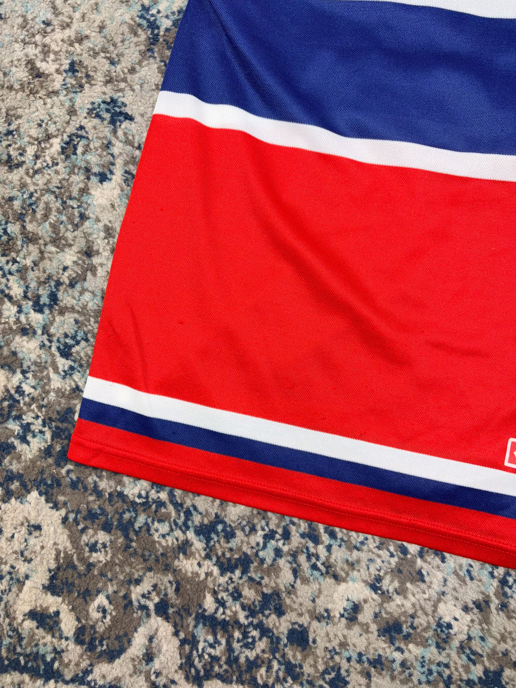 Vintage 90s Montreal Canadiens NHL Stitched Logo CCM Hockey Jersey Size S/M