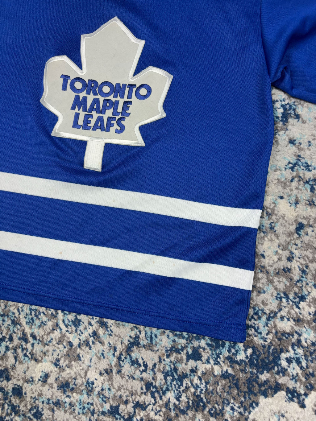 Vintage 90s Toronto Maple Leafs NHL CCM Maska Hockey Jersey Size Small