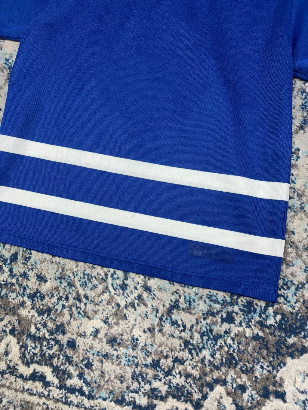 Vintage 90s Toronto Maple Leafs NHL CCM Maska Hockey Jersey Size Small