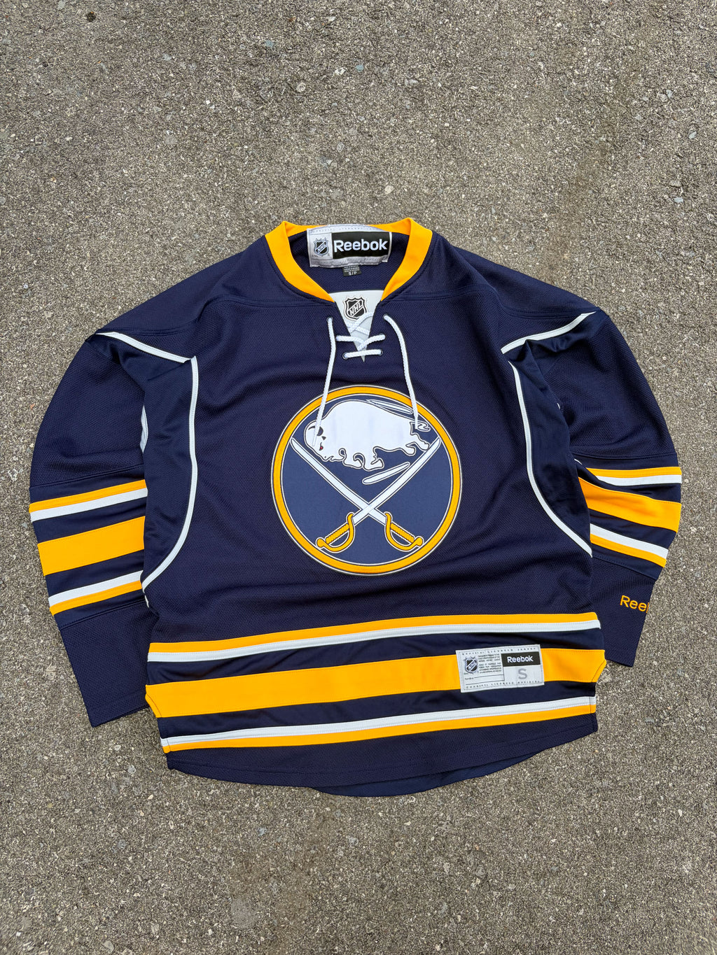 Buffalo Sabres NHL Stitched Reebok Hockey Jersey Size Small