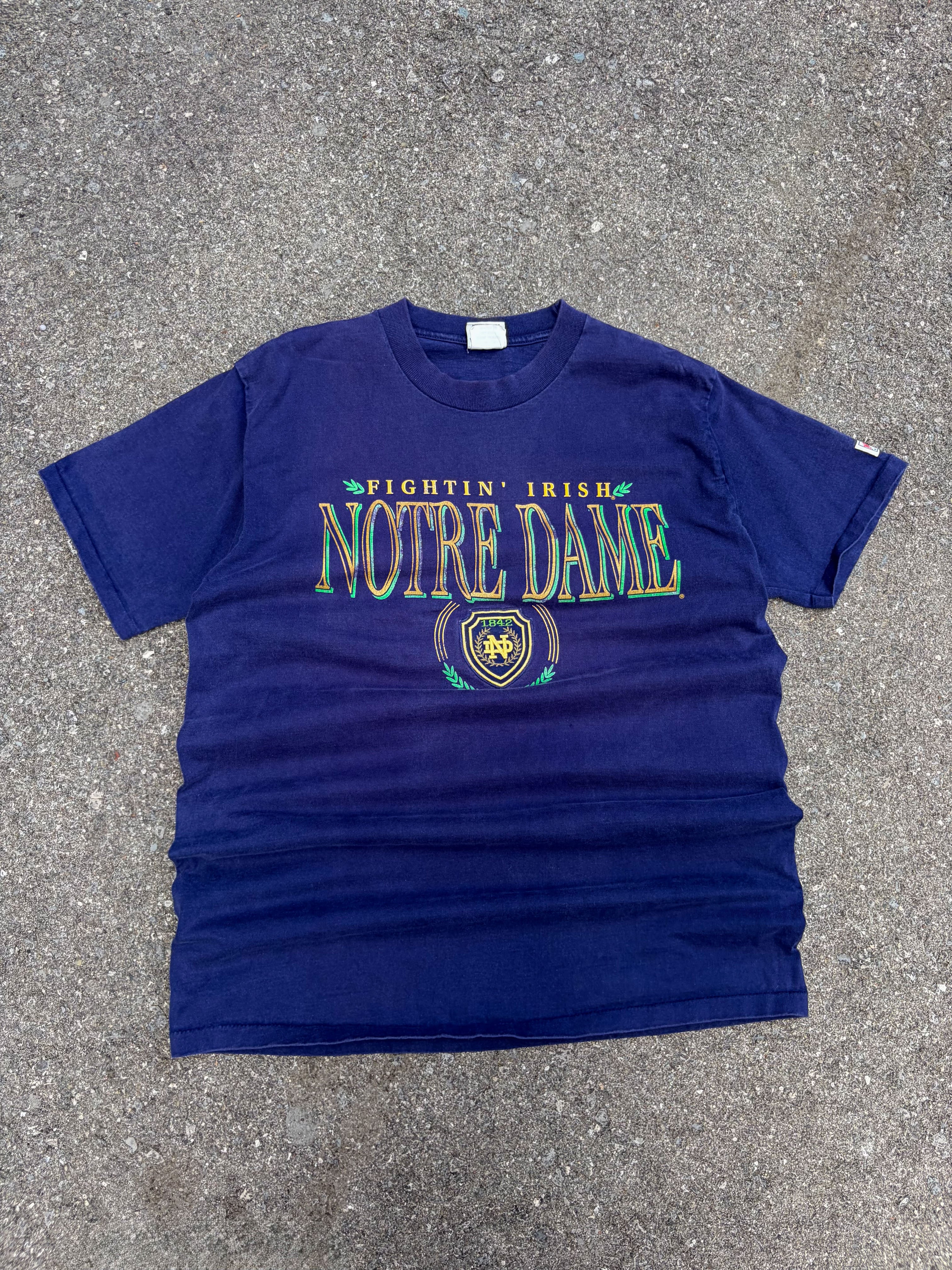 Vintage 90s Notre Dame Fighting Irish NCAA Embroidered Crest T-Shirt Size 2XL