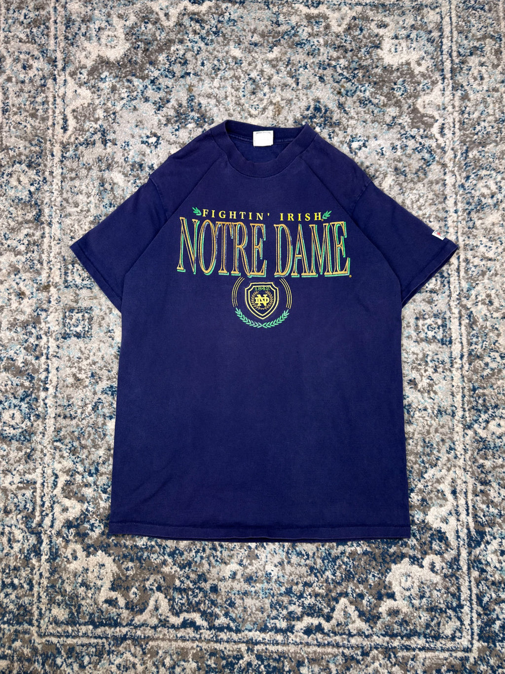 Vintage 90s Notre Dame Fighting Irish NCAA Embroidered Crest T-Shirt Size 2XL