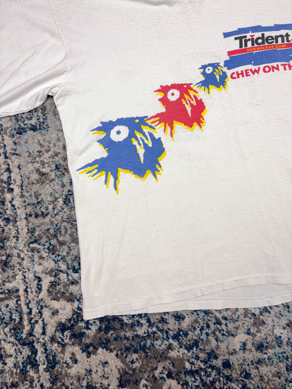 Vintage 90s Trident Chew On This Fish Graphic Snack Promo T-Shirt Size XL