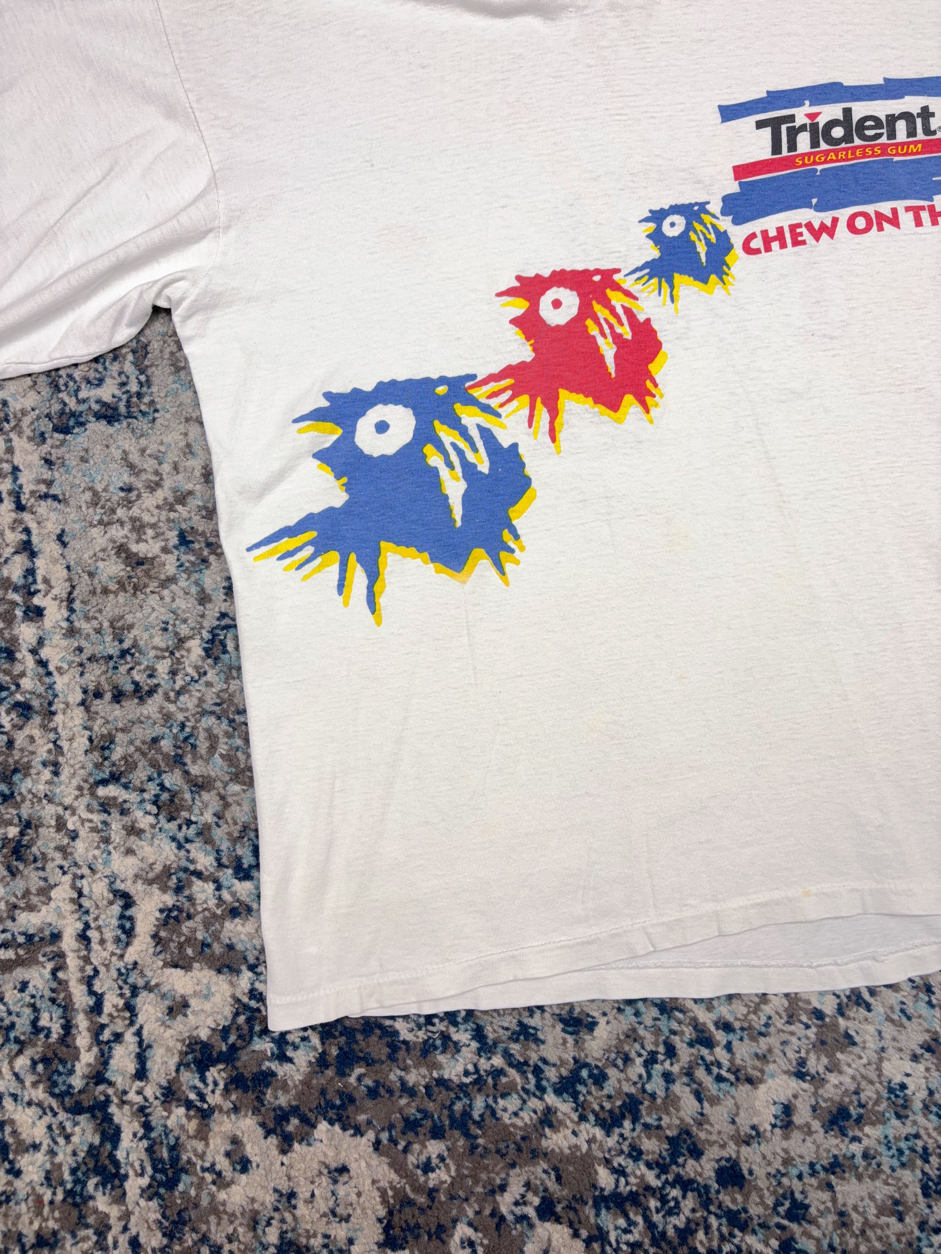 Vintage 90s Trident Chew On This Fish Graphic Snack Promo T-Shirt Size XL