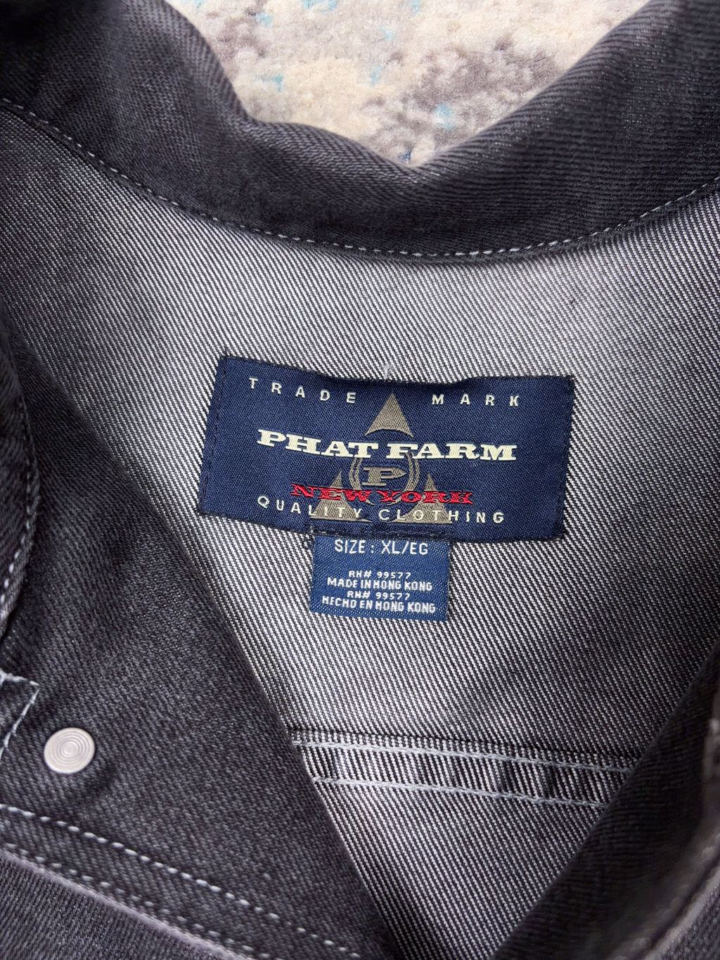 Vintage Y2K Phat Farm Embroidered Script Logo Black Wash Denim Trucker Jacket Size XL