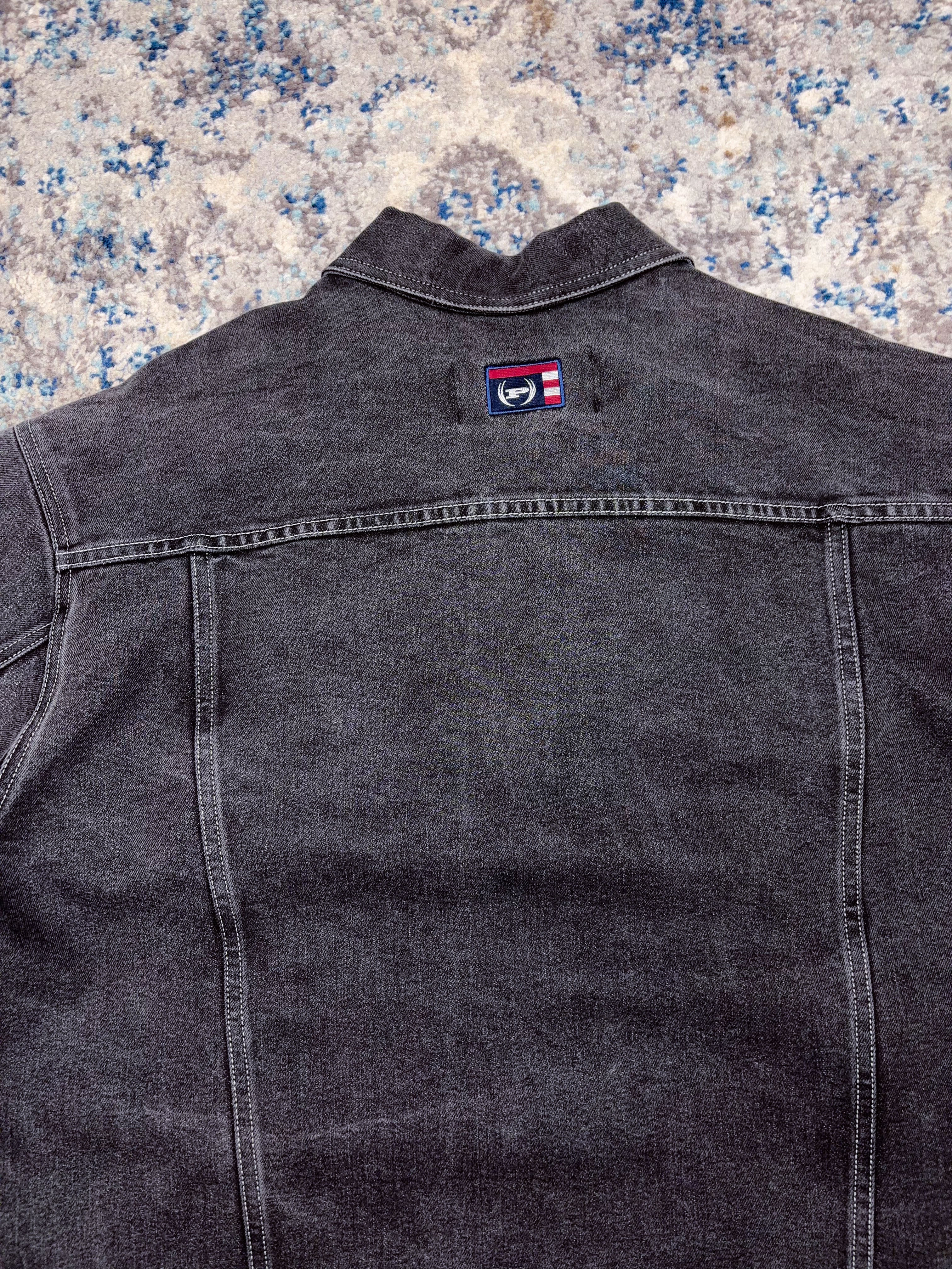 Vintage Y2K Phat Farm Embroidered Script Logo Black Wash Denim Trucker Jacket Size XL