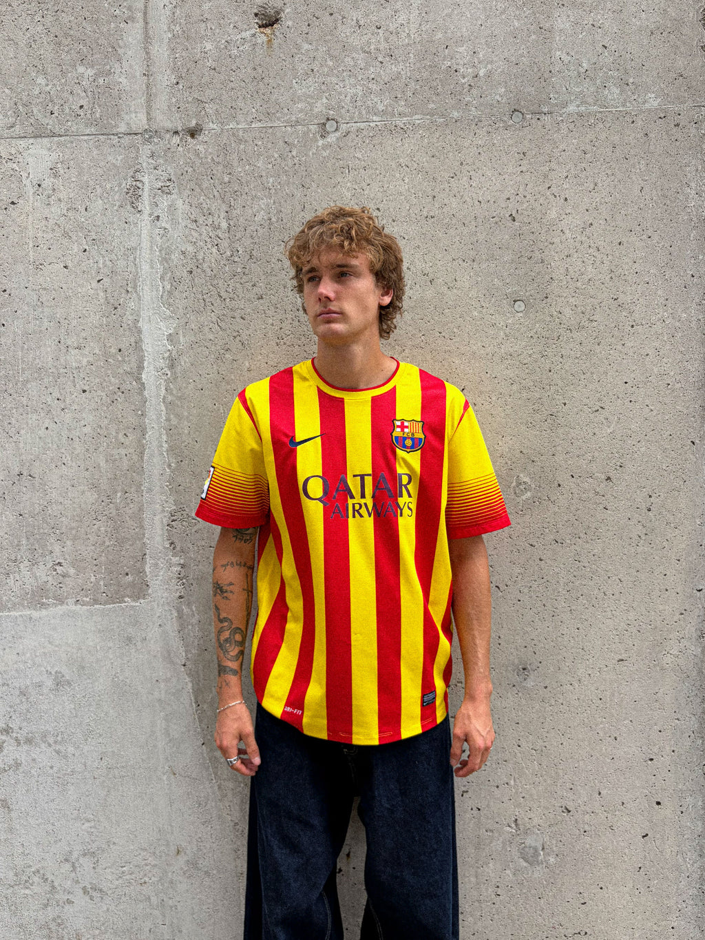 2013-14 FC Barcelona Away Nike Soccer Jersey Size XL