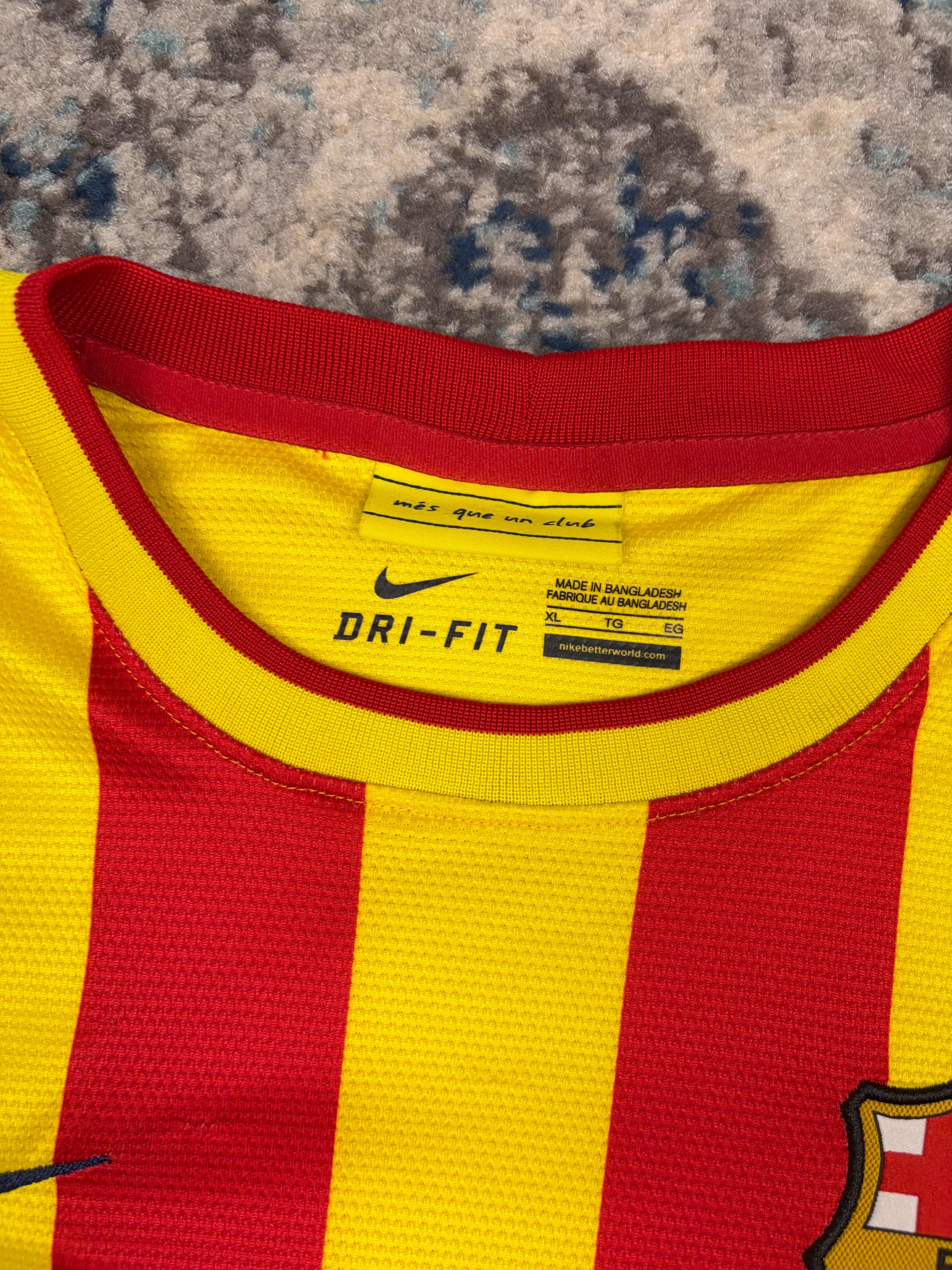 2013-14 FC Barcelona Away Nike Soccer Jersey Size XL