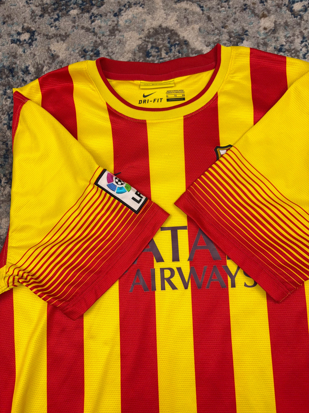 2013-14 FC Barcelona Away Nike Soccer Jersey Size XL