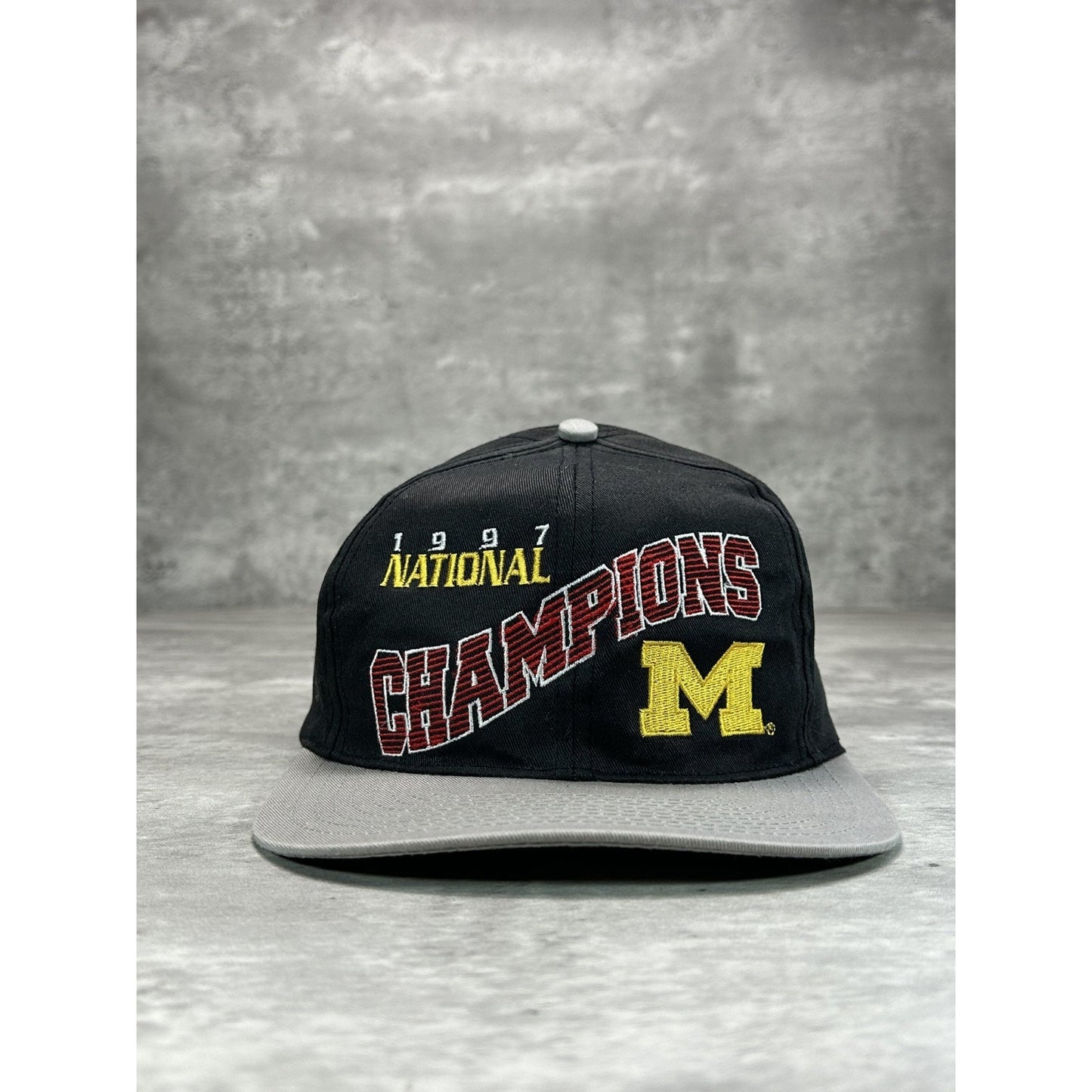 Vintage 1997 Michigan Wolverines NCAA National Champions Snapback Hat OSFA