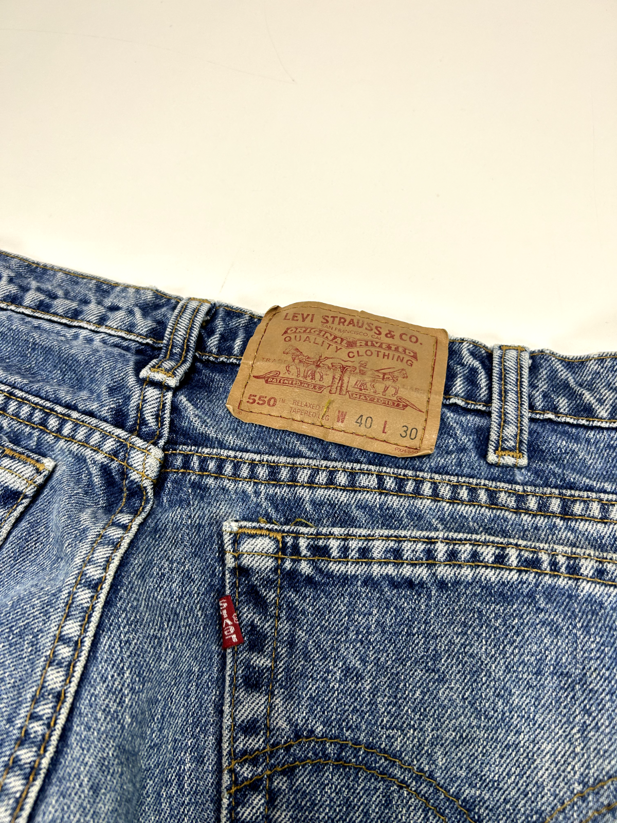 Vintage 90s Levis 550 Red Tab Relaxed Fit Tapered Leg Denim Pants Size 38