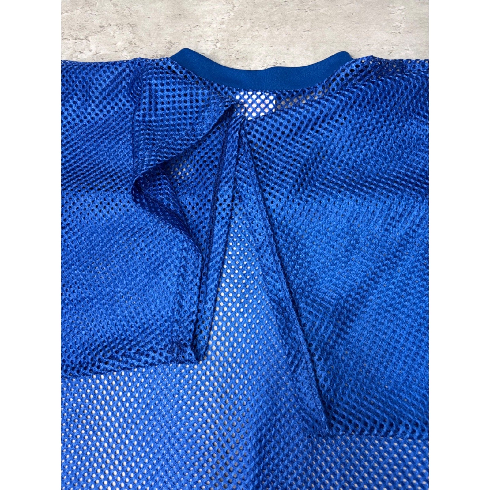 Vintage 90s Blank Loose Mesh Cropped Warm Up Football Jersey Size L/XL