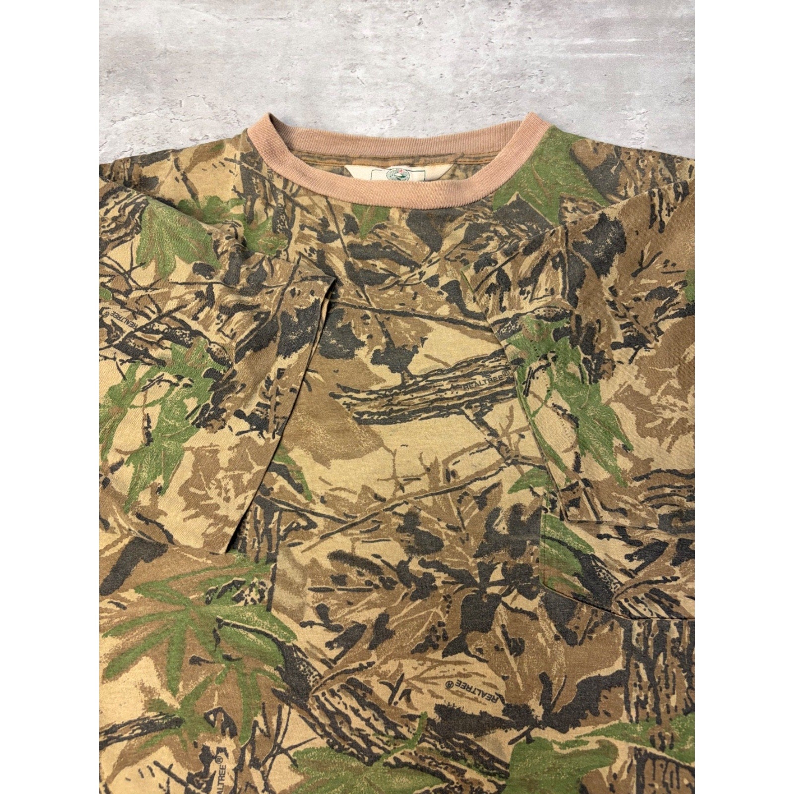 Vintage 80s/90s Redhead Realtree Camo Hunting T-Shirt Size XL