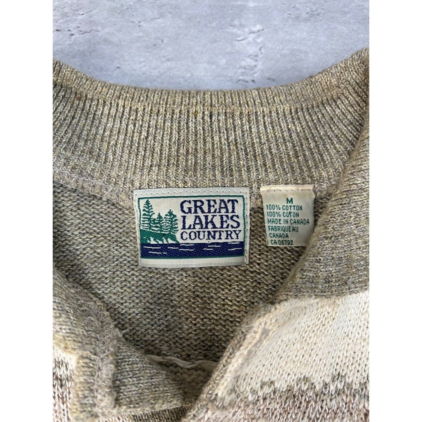 Vintage 90s Great Lakes Country Abstract Striped Collared Sweater Size Medium