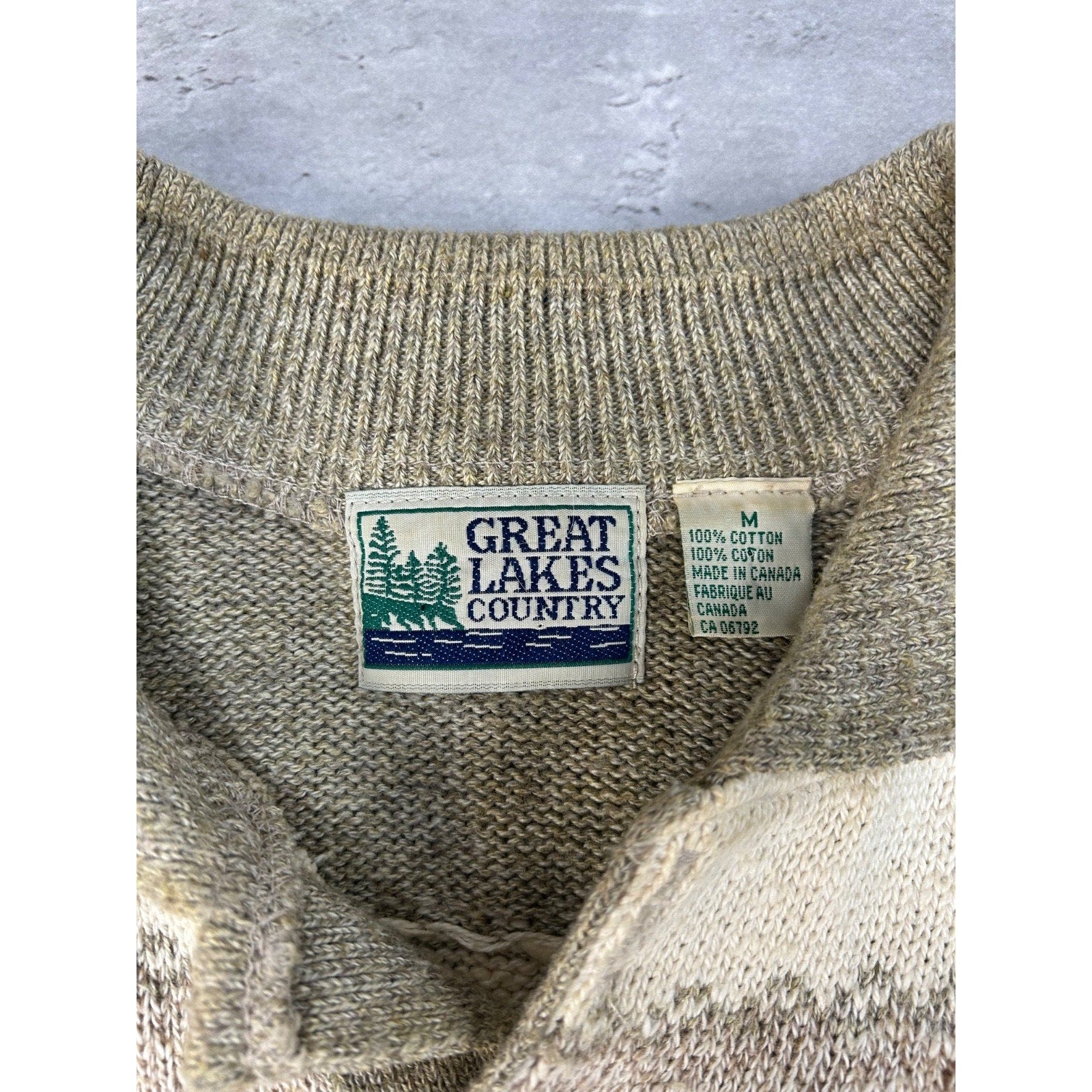 Vintage 90s Great Lakes Country Abstract Striped Collared Sweater Size Medium