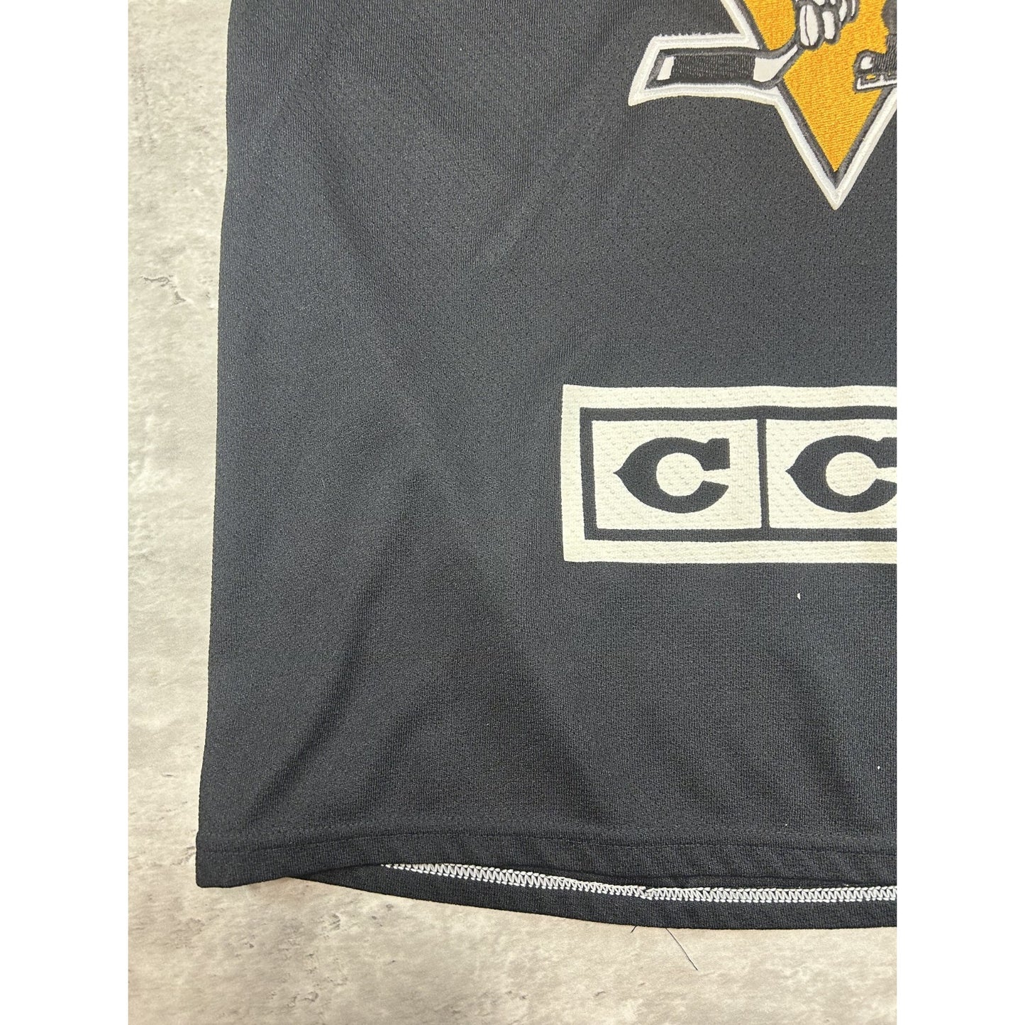Vintage 90s Pittsburgh Penguins NHL CCM Maska Practice Hockey Jersey Size Large