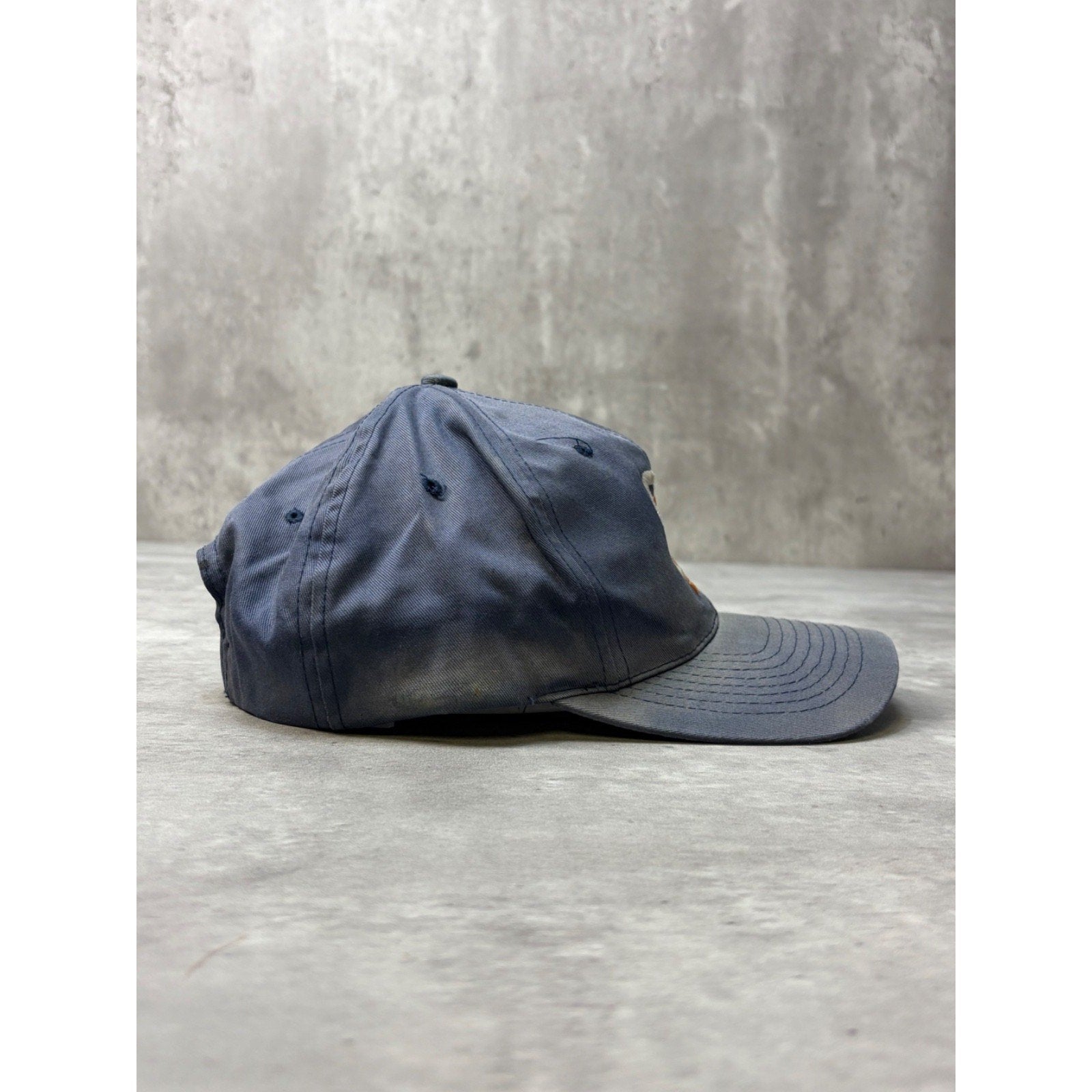 Vintage 90s San Diego Padres MLB Embroidered Logo Baseball Snapback Hat OSFA