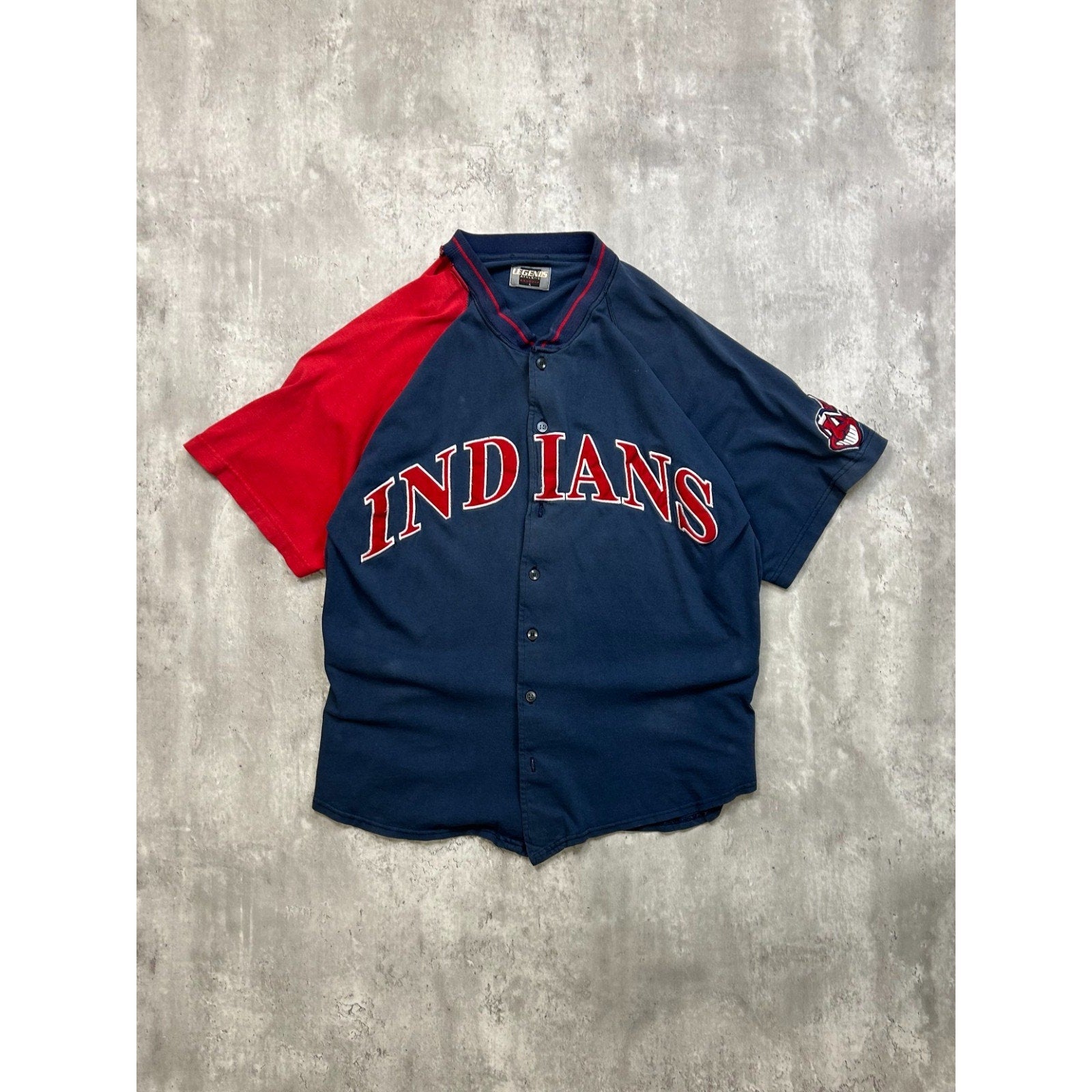 Vintage Cleveland Indians MLB Embroidered Spellout Baseball Jersey Size Large