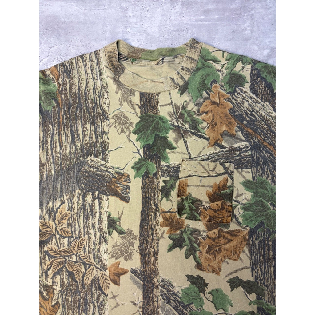 Vintage Realtree Tree Camo Hunting T-Shirt Size XL