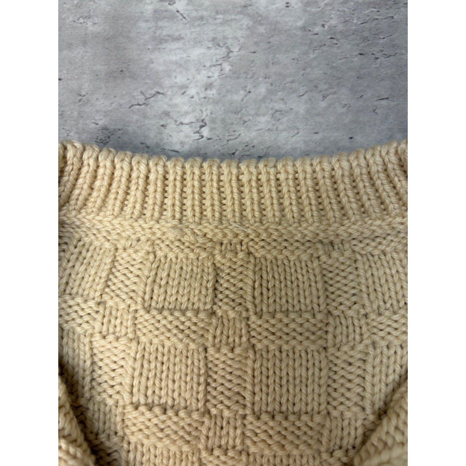 Vintage 80s/90s Cable Knit 1/4 Button Beige Knit Sweater Size Medium