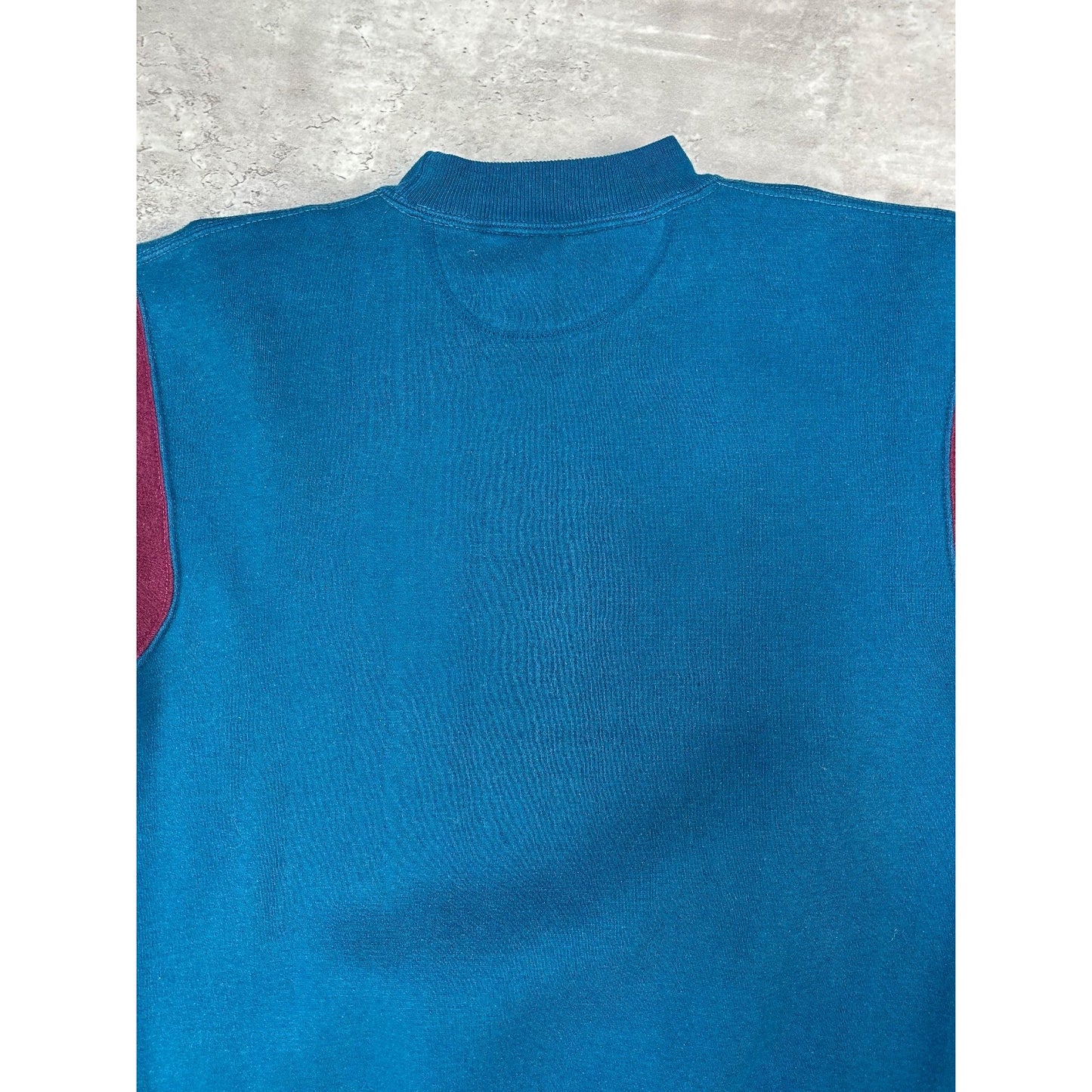 Vintage 1993 Looney Tunes University Of Tazmania Taz Graphic Sweatshirt Medium