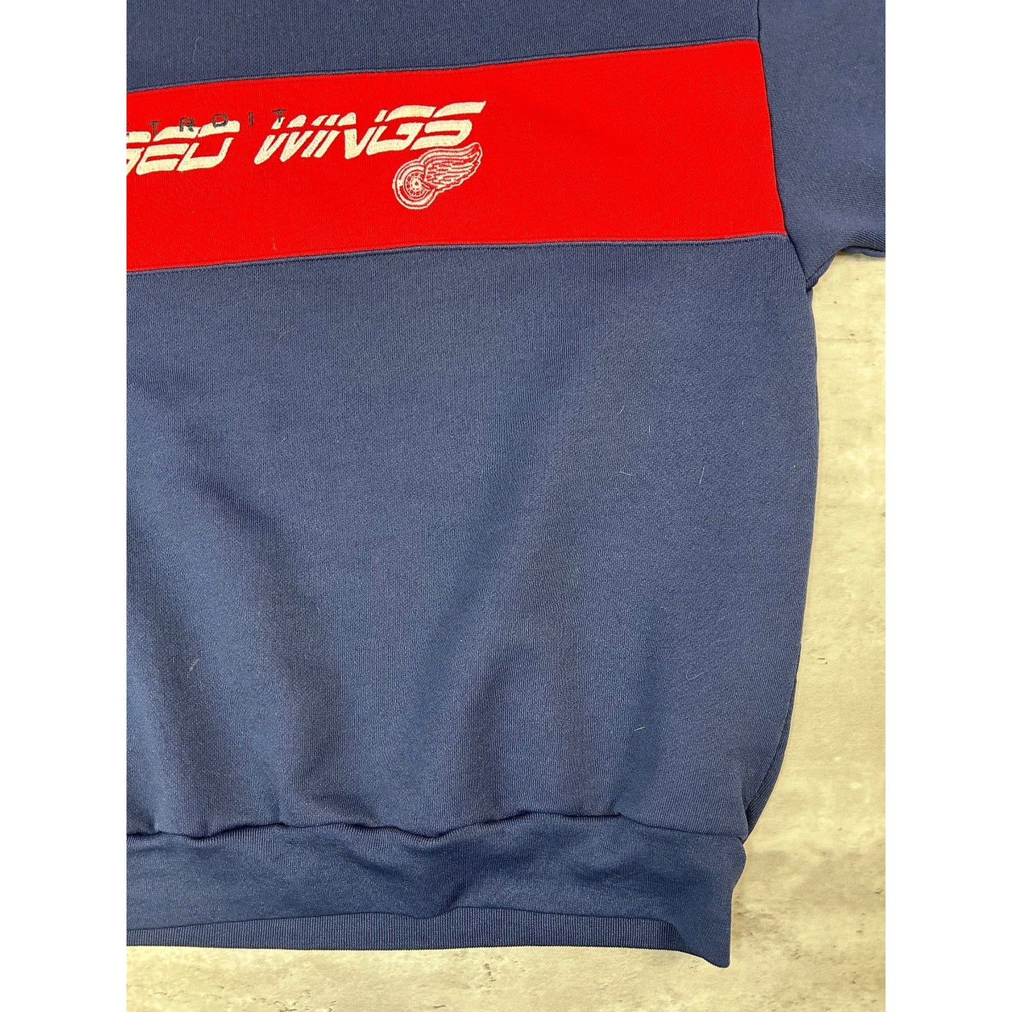 Vintage 90s Detroit Red Wings NHL Embroidered Spellout Sweatshirt Size Large
